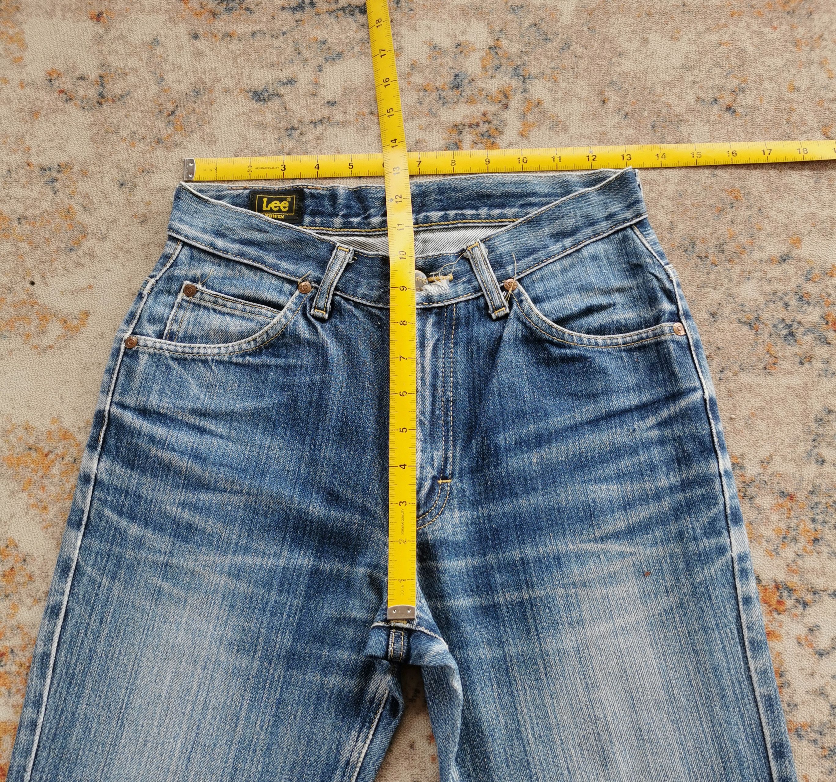 Lee VINTAGE LEE FLARE DISTRESSED JEANS BOOTCUT FADED PANTS Size US 26 / EU 42 - 9 Thumbnail
