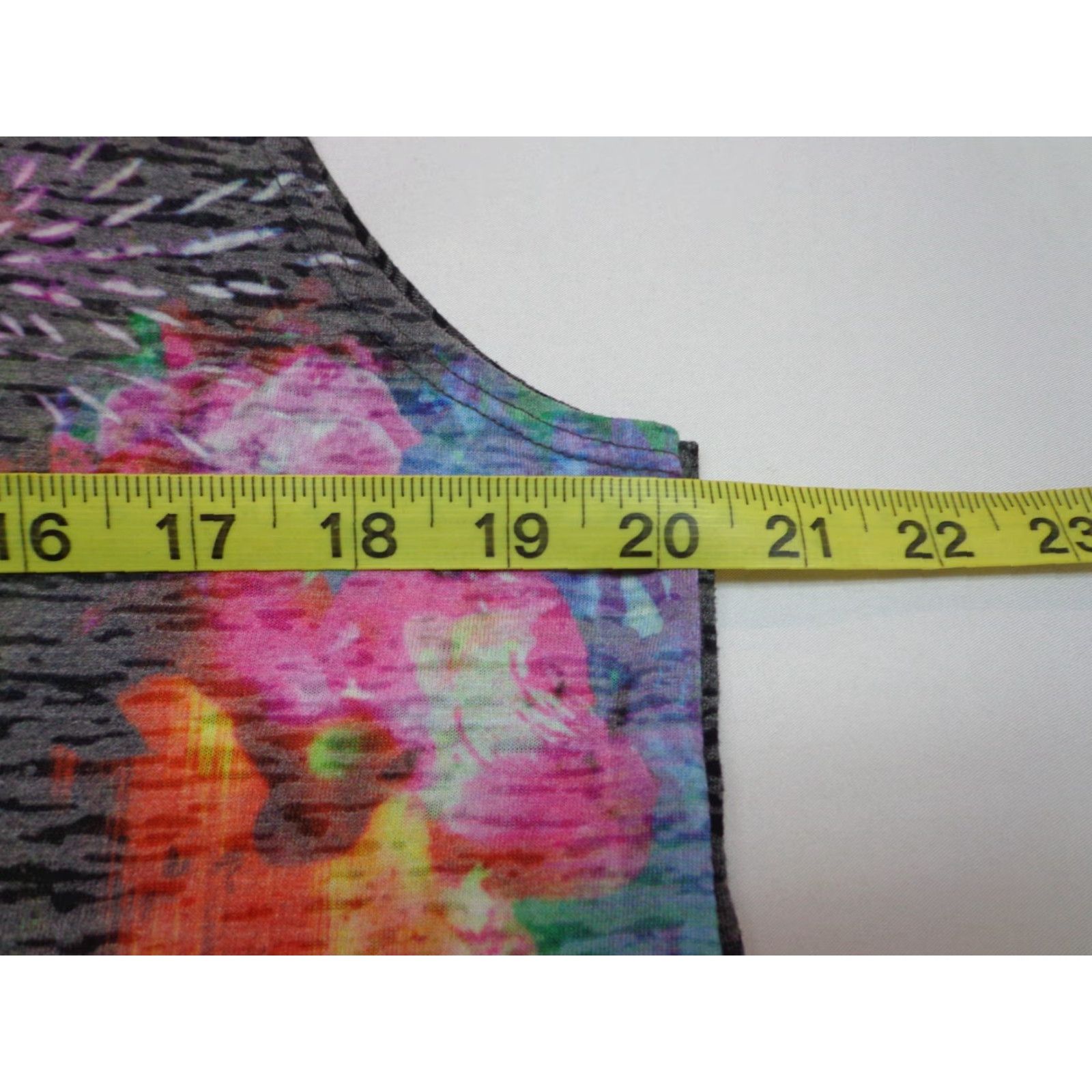 Decree Decree Tie Dye Women’s Sleeveless Tank Top XL Casual Sleeveless Multicolor Shirt Womens Size XL / US 12-14 / IT 48-50 - 4 Thumbnail