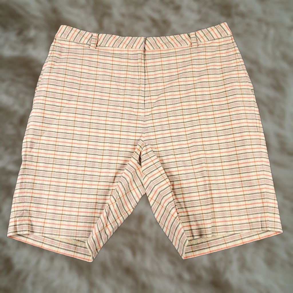 Tommy Hilfiger VINTAGE Tommy Hilfiger Shorts Womens Size 12 Beaqe Plaid Casual Flat Front Chino Size 31" - 1 Thumbnail