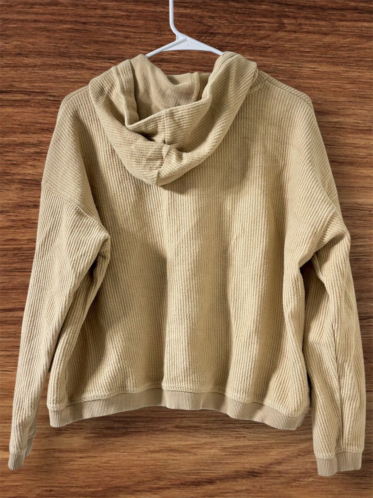 Aeropostale Aerie Tan Hoodie Sweater Size L / US 10 / IT 46 - 2 Thumbnail
