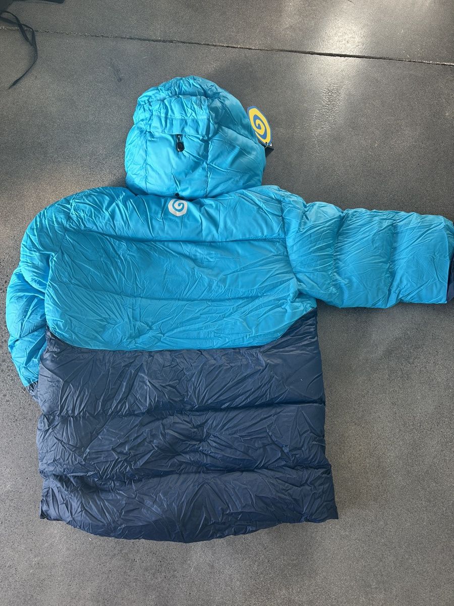 Ostrya Ostrya Down puffer blue/blue color block Size US M / EU 48-50 / 2 - 2 Thumbnail