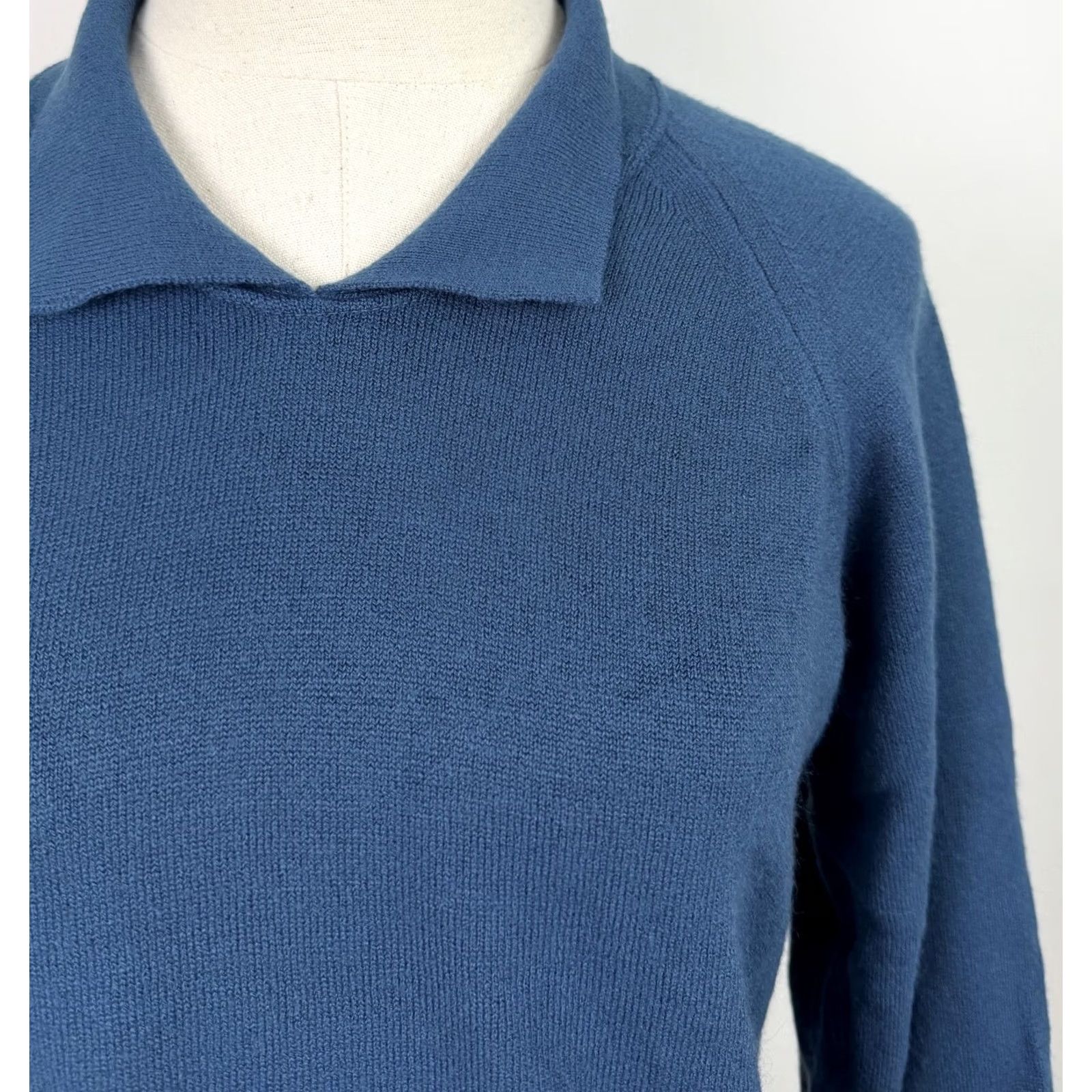 Vintage VINTAGE Designers Originals Sweater XS Womens Collared Raglan Blue 80s 90s Retro Pullover Size XS / US 0-2 / IT 36-38 - 3 Thumbnail