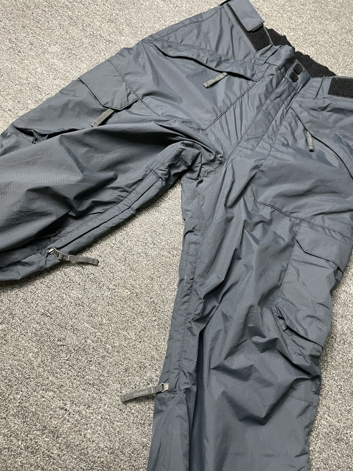 Japanese Brand × Vintage Kissmark Japanese Brand Nylon Cargo Pants (109) Size US 29 - 7 Thumbnail