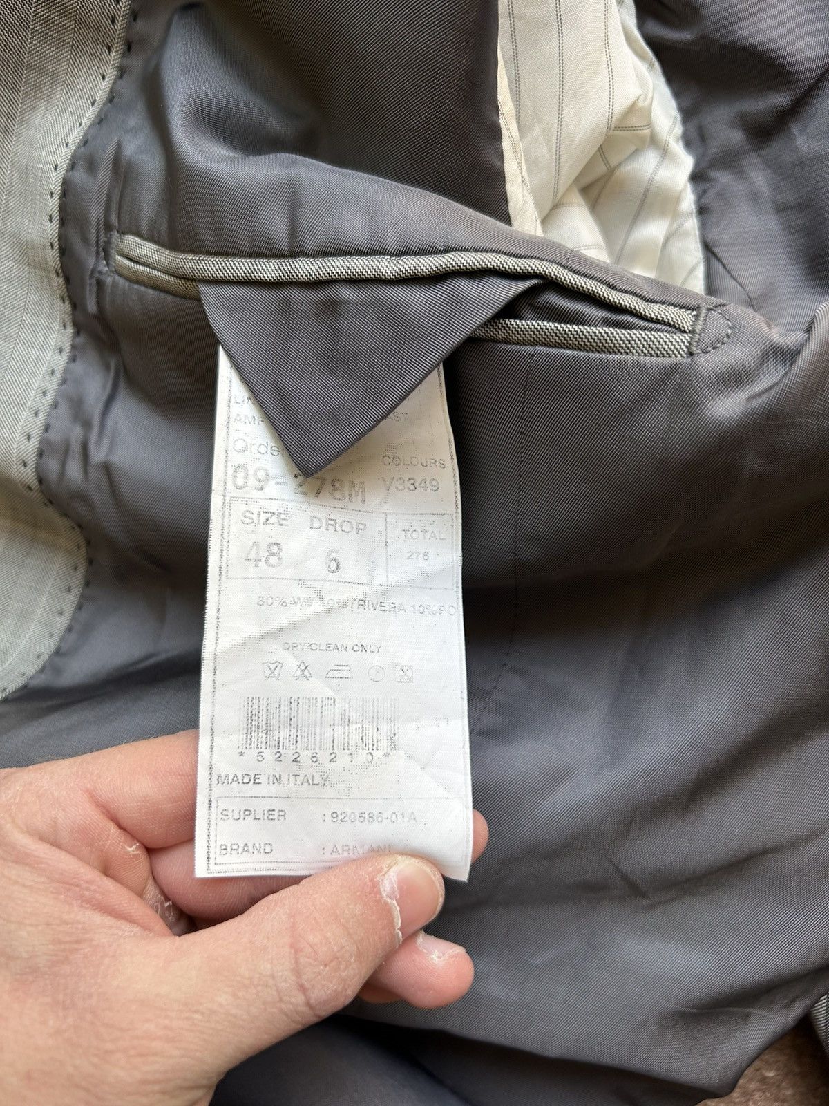 Giorgio Armani Giorgio Armani Classic Men’s Blazer – Made in Italy Size 48R - 7 Thumbnail