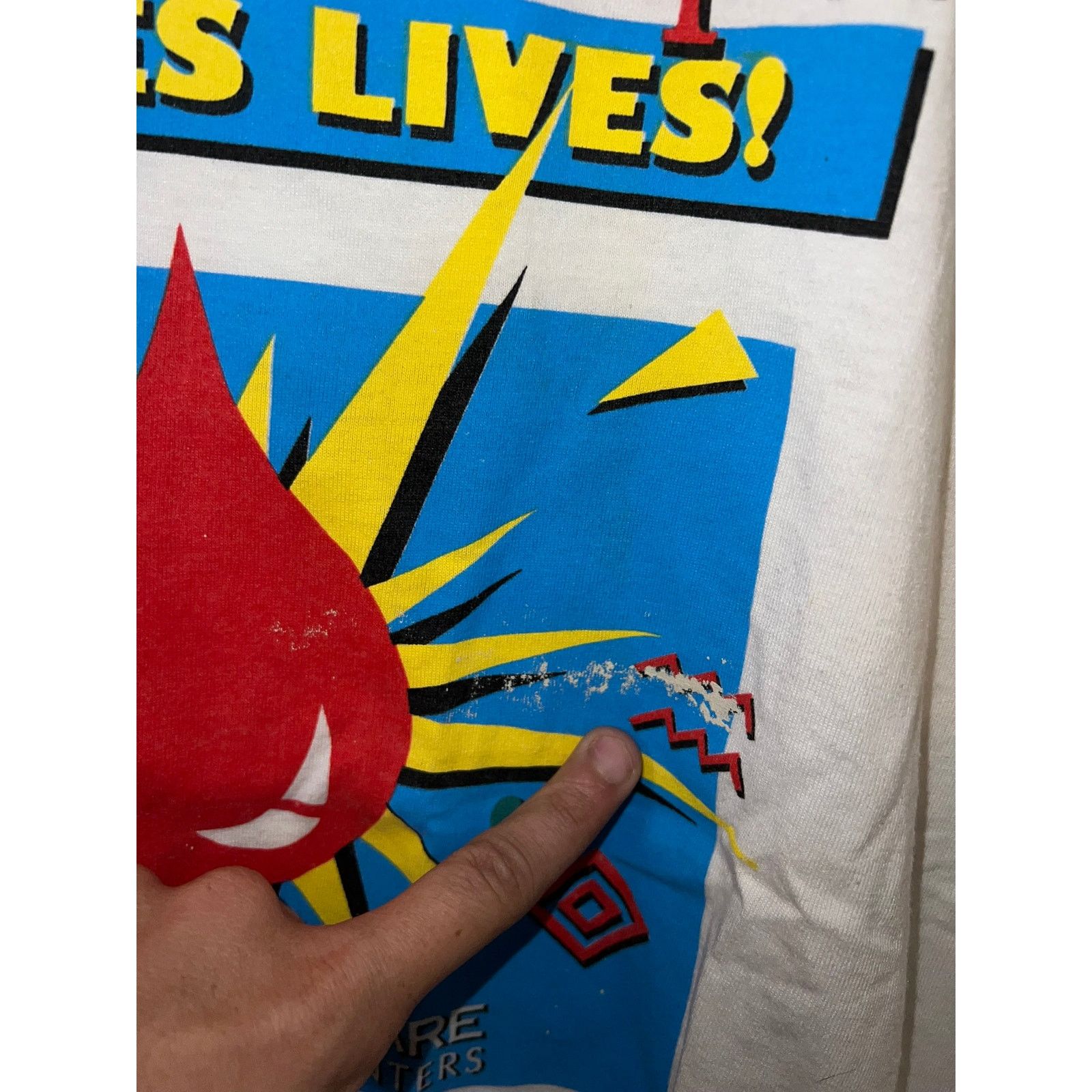 Fruit Of The Loom Vintage Blood Shirt Lifeshare Center Give Blood Graphic Size US XL / EU 56 / 4 - 5 Thumbnail