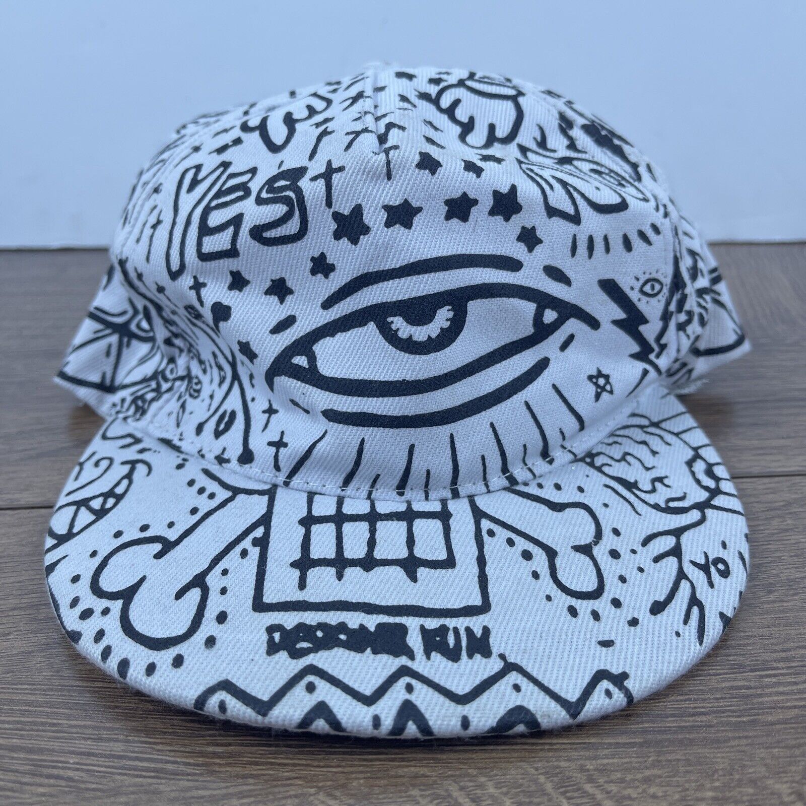 Other Eye Hat Run Eye White Hat Adjustable Adult Size Hat White Ca Size ONE SIZE - 1 Thumbnail