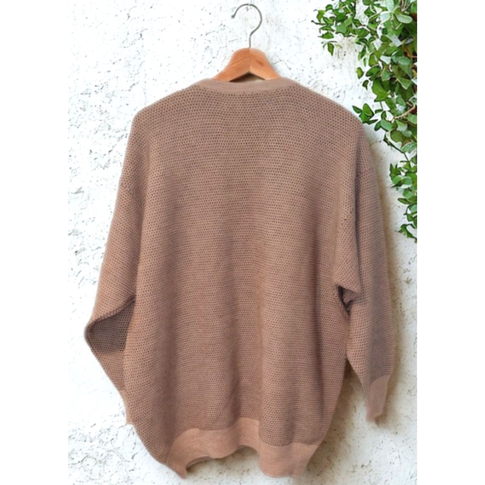 Pringle Of Scotland VINTAGE Pringle of Scotland Sweater Mens 2XL V-Neck Lambswool Beige 100% Wool Classic Knit Pullover Size US XXL / EU 58 / 5 - 4 Thumbnail