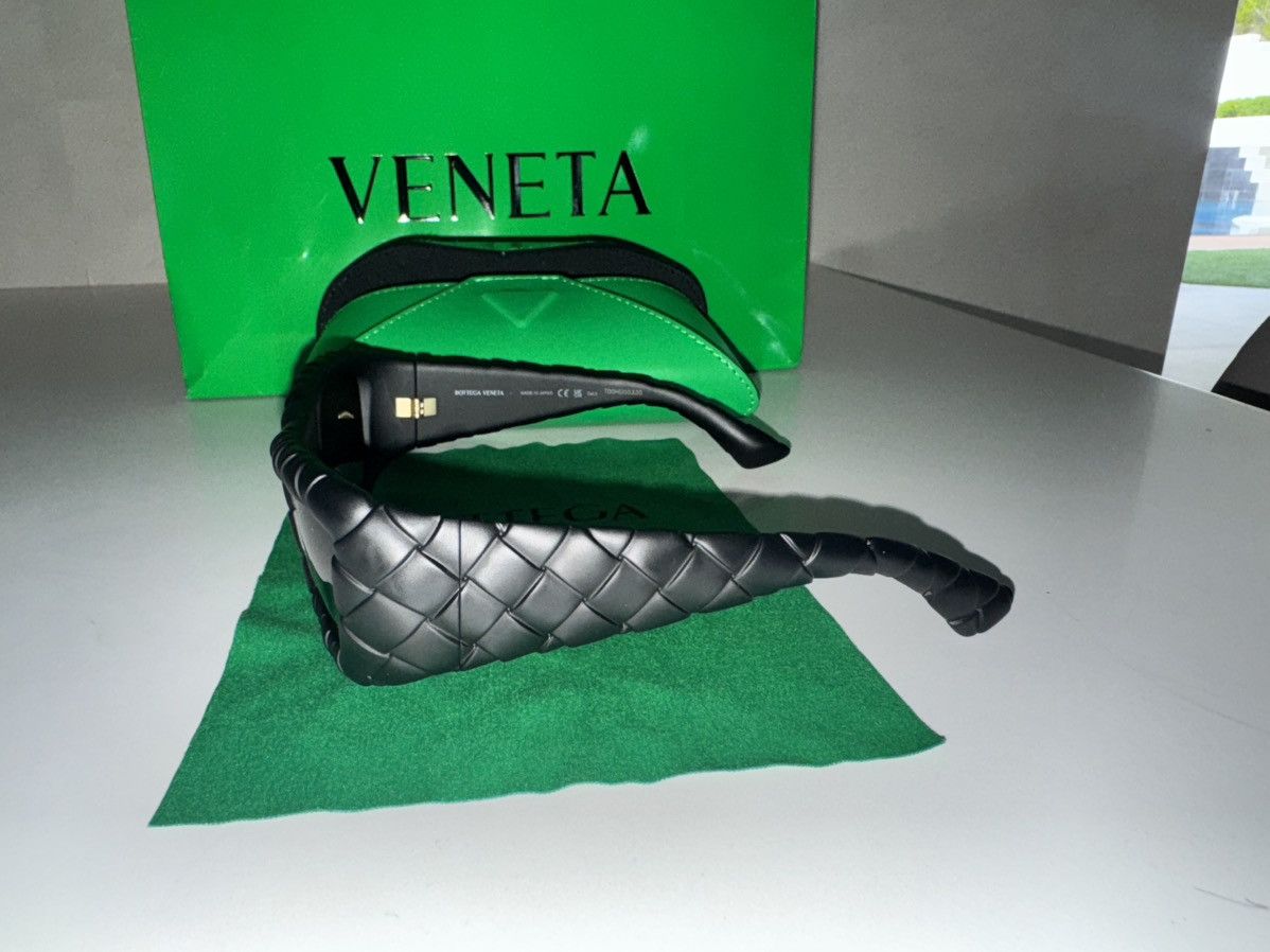 Bottega Veneta Bottega Veneta Intrecciato Rectangular Sunglasses Size ONE SIZE - 3 Thumbnail