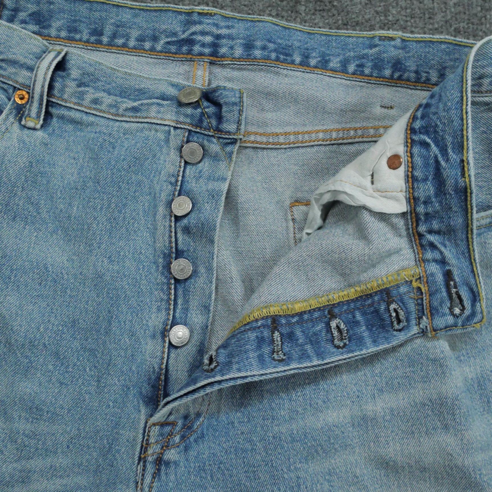 Levi's VINTAGE Levi's 501 Jeans Mens 38x32 Blue Button Fly Distressed Grunge Straight Jeans Pants 90s Mens Size US 38 / EU 54 - 7 Thumbnail
