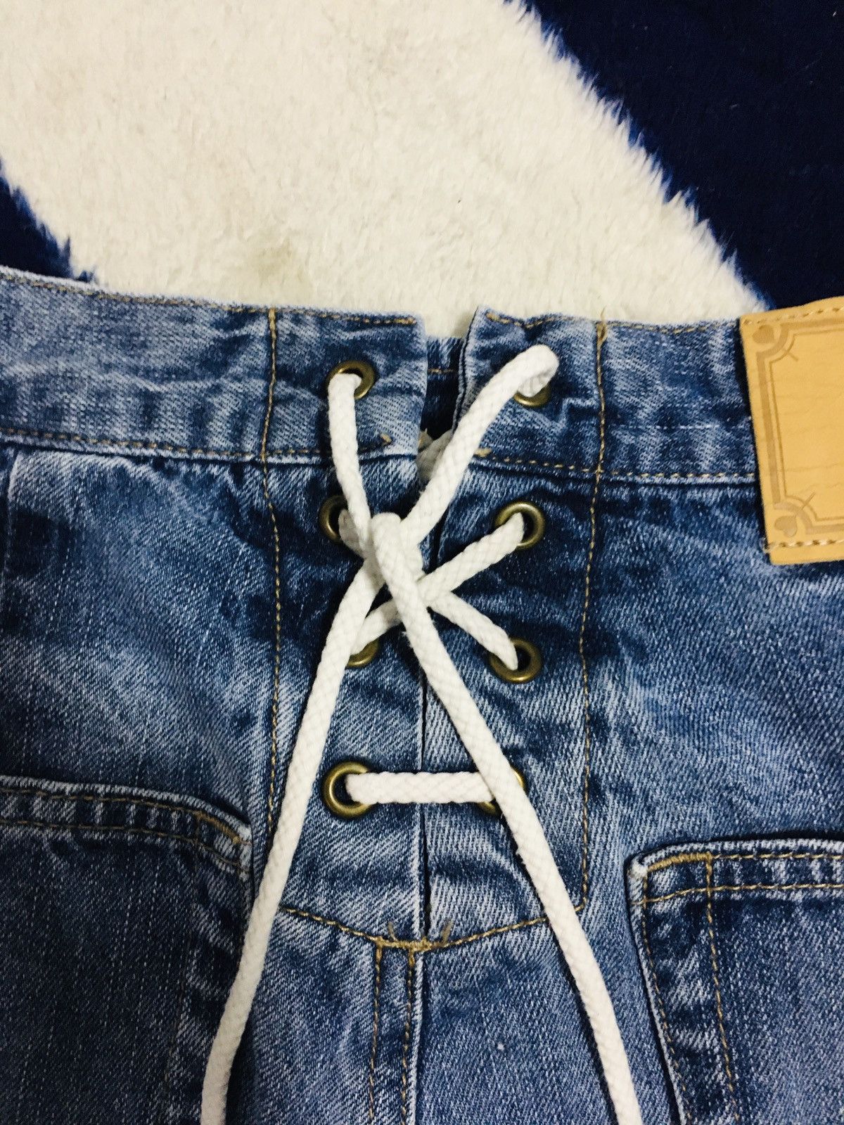 Jean Apres Jour Distressed Flare Jeans (16) Size 27" / US 4 / IT 40 - 3 Thumbnail