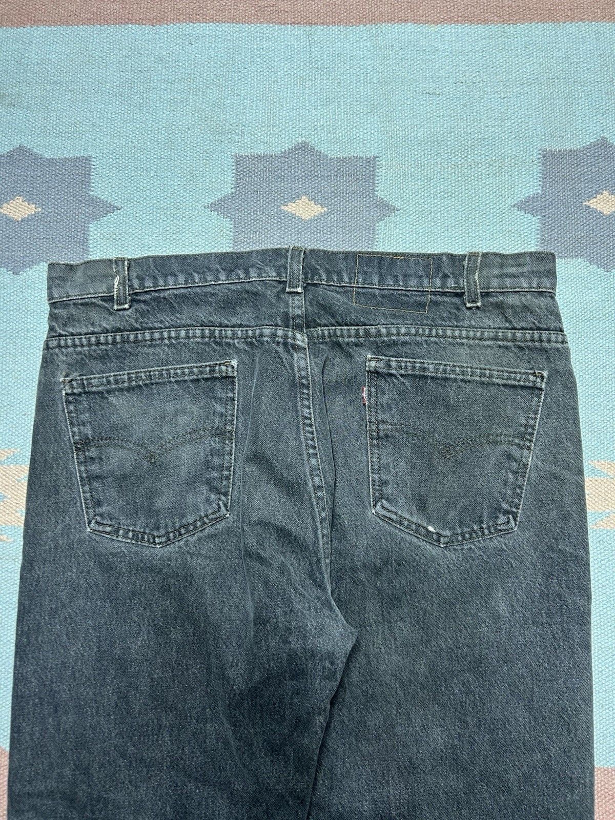 Vintage Vtg 90s Levis 505 jeans faded black distress straight 36x29 Size US 36 / EU 52 - 4 Thumbnail