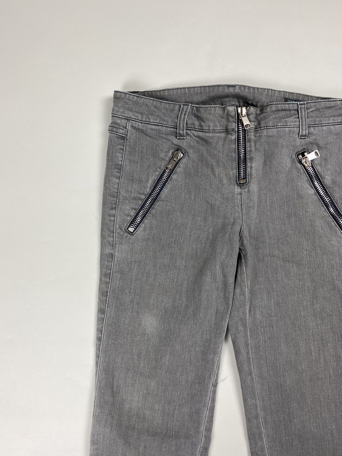 Alexander McQueen Alexander McQueen vintage ladies ankle zip jeans size 42 Size 28" / US 6 / IT 42 - 6 Thumbnail