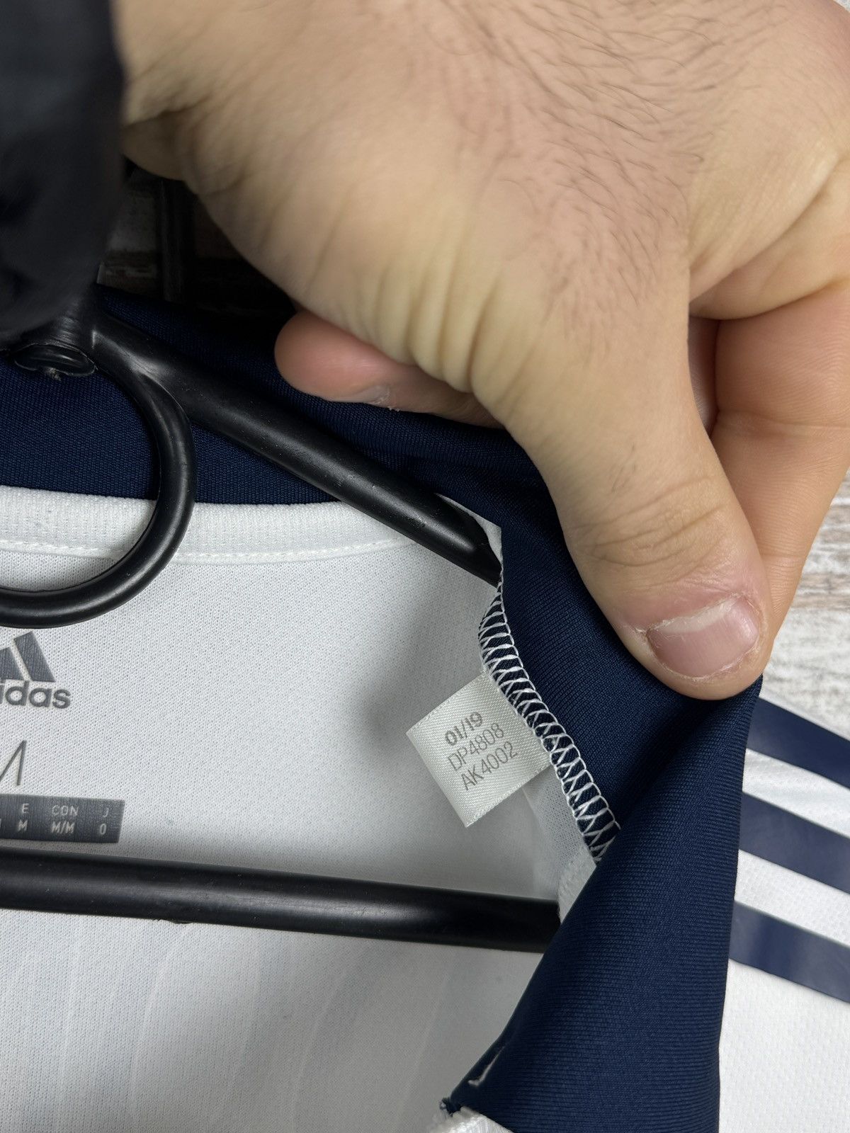 Adidas Mens Vintage Vancouver Whitecaps FC Mc Donough T-Shirt tee Size US M / EU 48-50 / 2 - 12 Thumbnail