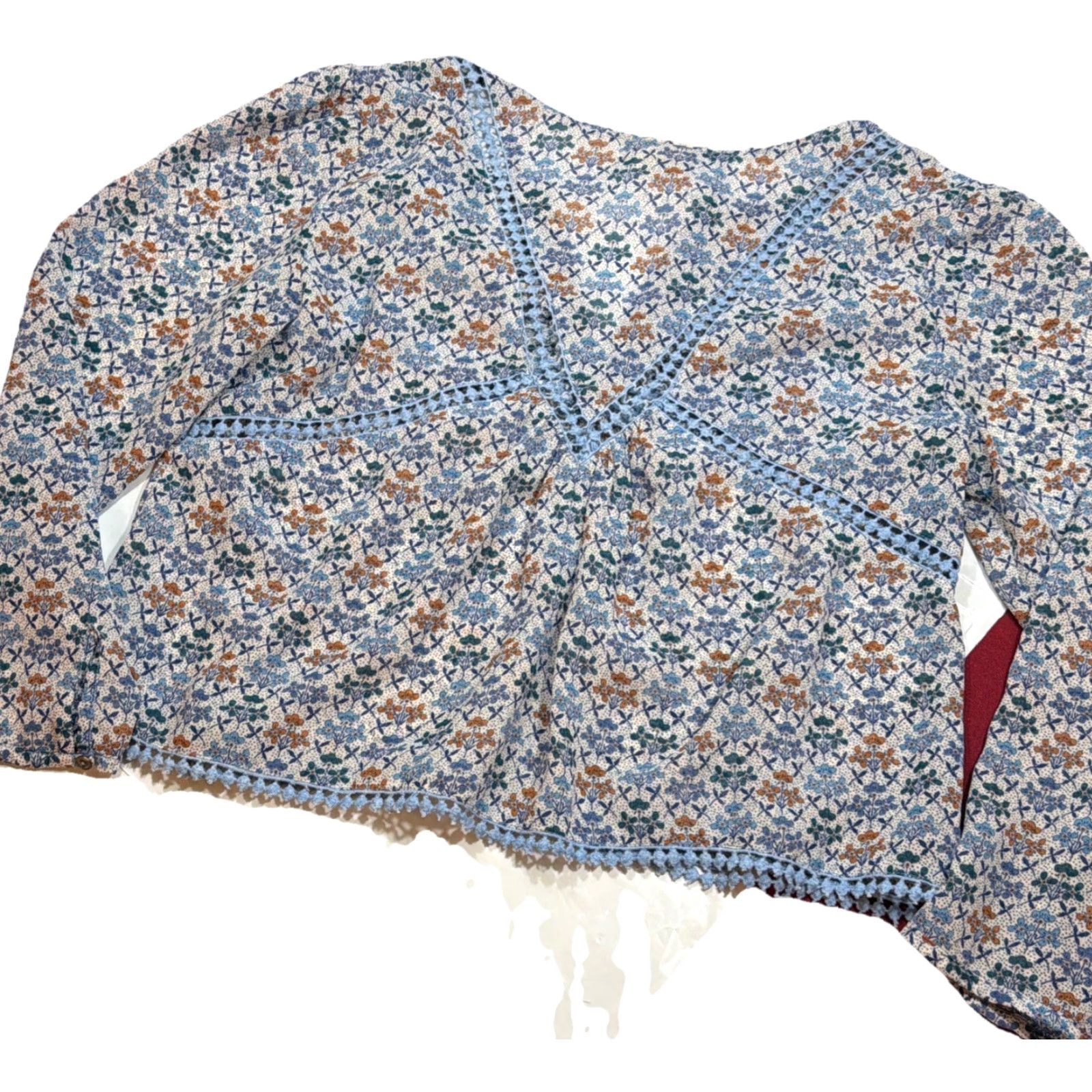Vintage Holding Horses Blouse Women's Sz 8 Cropped Blue Floral Lace Crochet Long Sleeve Bohemian V Neck Top Size M / US 6-8 / IT 42-44 - 6 Thumbnail