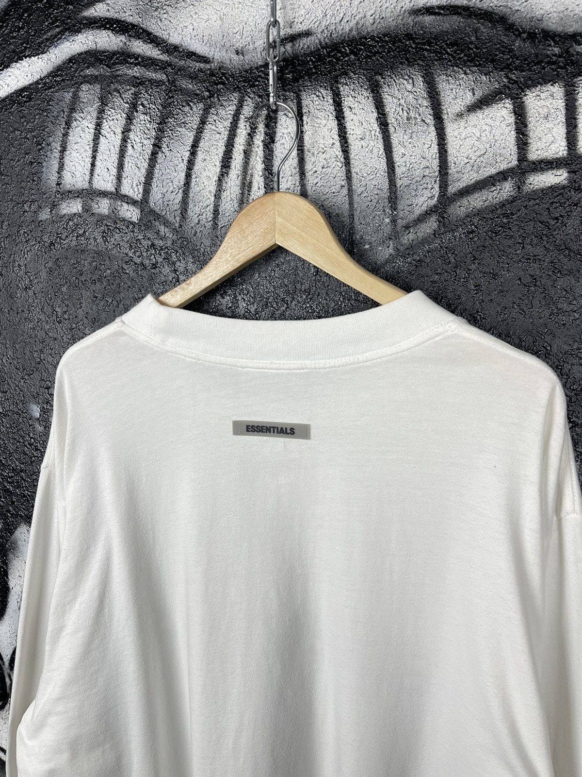 Essentials Essentials Fear Of God White Oversized Long Sleeve T-Shirt L Size US L / EU 52-54 / 3 - 5 Thumbnail
