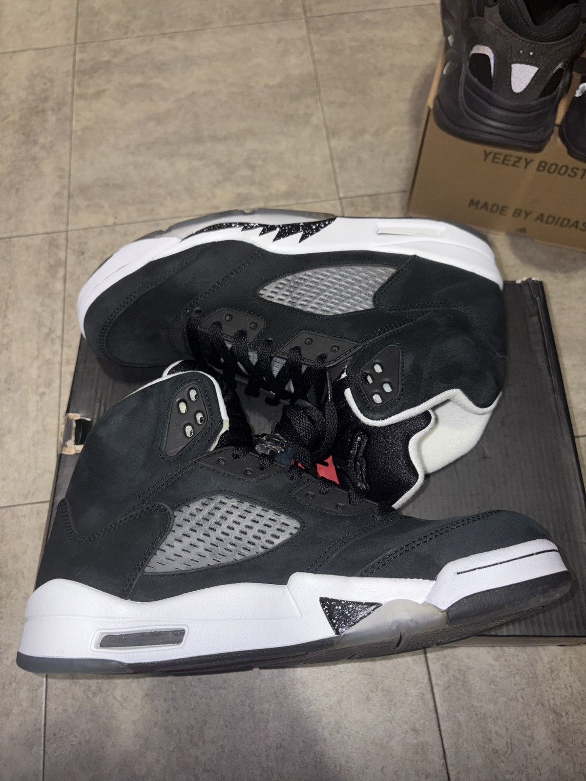 Jordan Brand Jordan 5 “Oreo” Size US 8.5 / EU 41-42 - 3 Thumbnail
