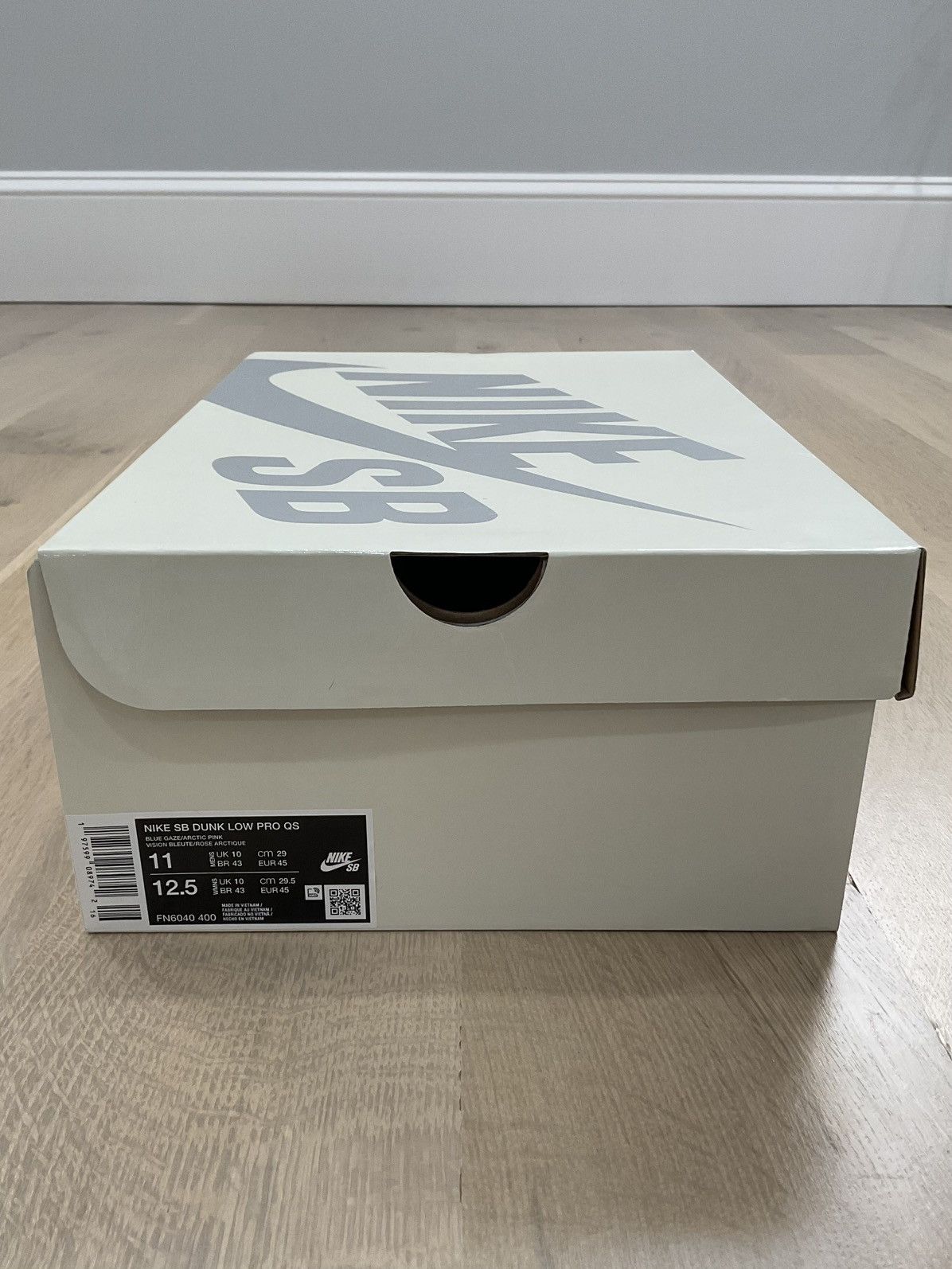 Nike Nike SB x Verdy Dunk Low Pro Visty FN6040-400 Size US 11 / EU 44 - 8 Thumbnail