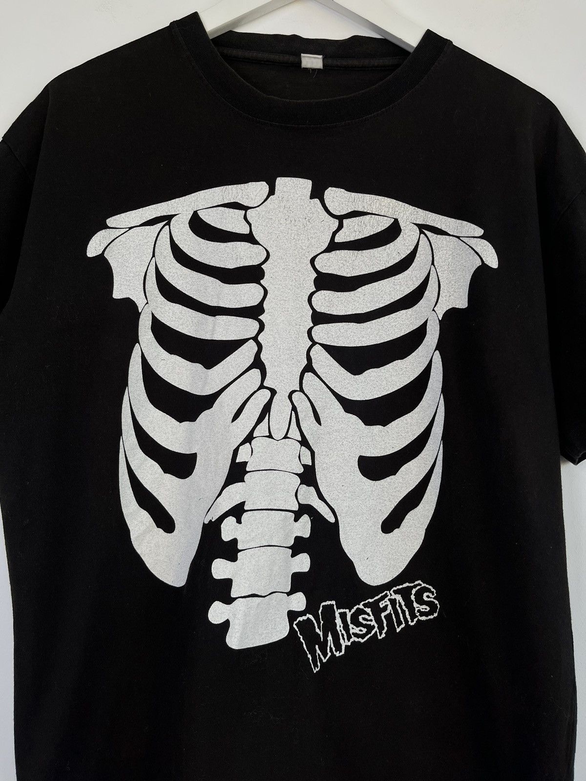 Misfits Vintage Misfits 90s Bones Print Sunfaded Tee Size US L / EU 52-54 / 3 - 3 Thumbnail