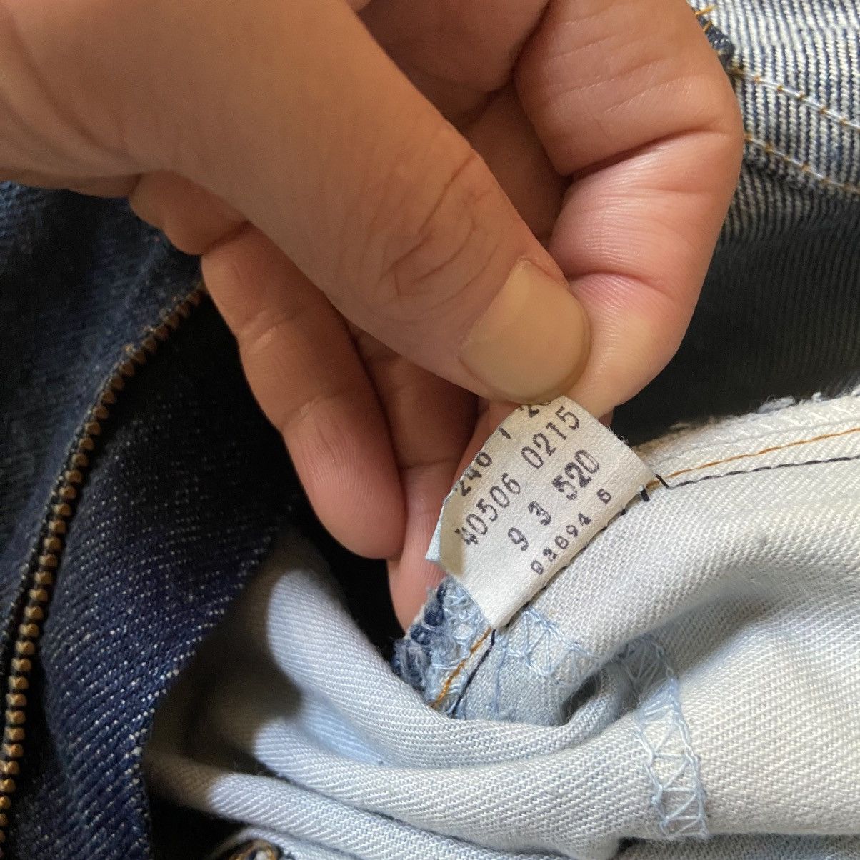 Levi's × Vintage NWT Deadstock 80’s Levi’s Dark Blue Denim Jeans Slim Fit Size US 26 / EU 42 - 9 Thumbnail
