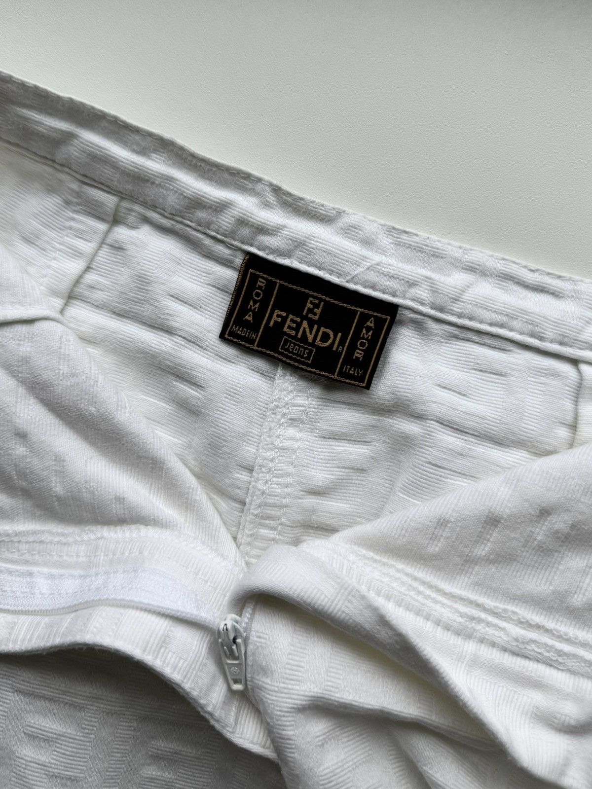 Fendi Vintage fendi skirt Size 27" / US 4 / IT 40 - 3 Thumbnail