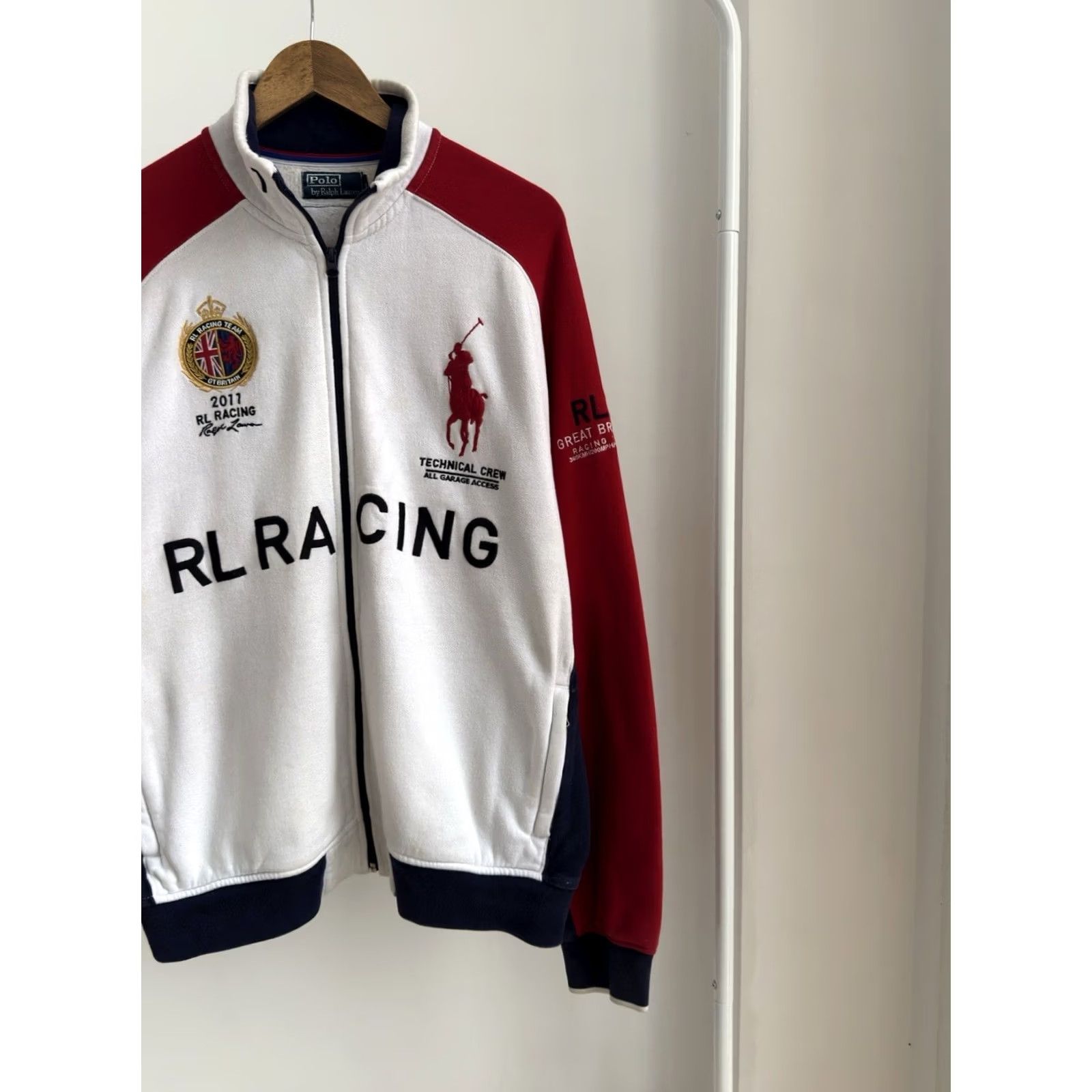 Polo Ralph Lauren VINTAGE Polo Ralph Lauren Racing Great Britain 2011 Sweatshirt XL White Logo JP RL Racing Mens Pullover Hoodie Shirt Size US XL / EU 56 / 4 - 3 Thumbnail