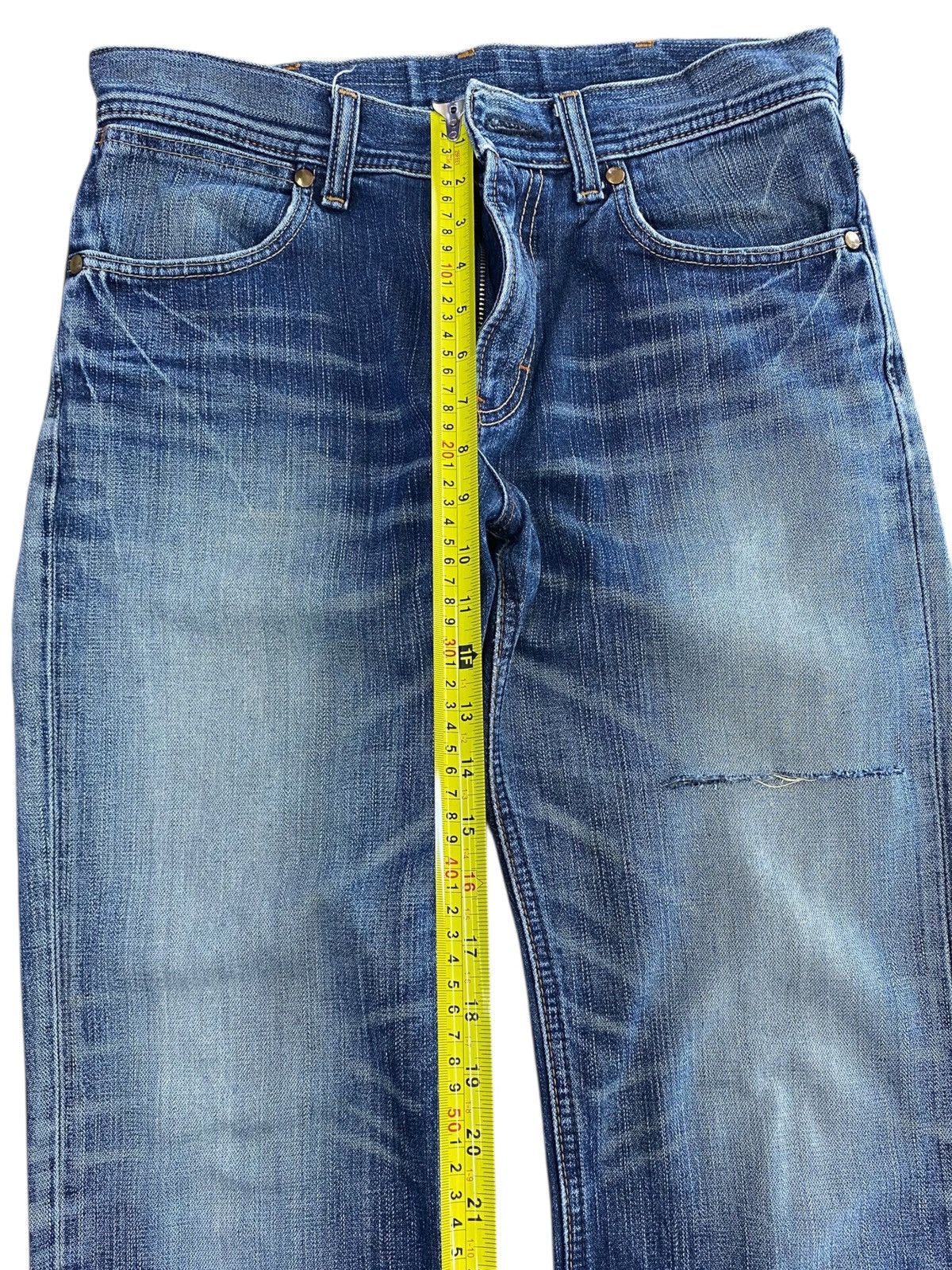 Wrangler Wrangler Whiskers Faded Wash Style Straight Cut Jeans Size US 31 - 8 Thumbnail