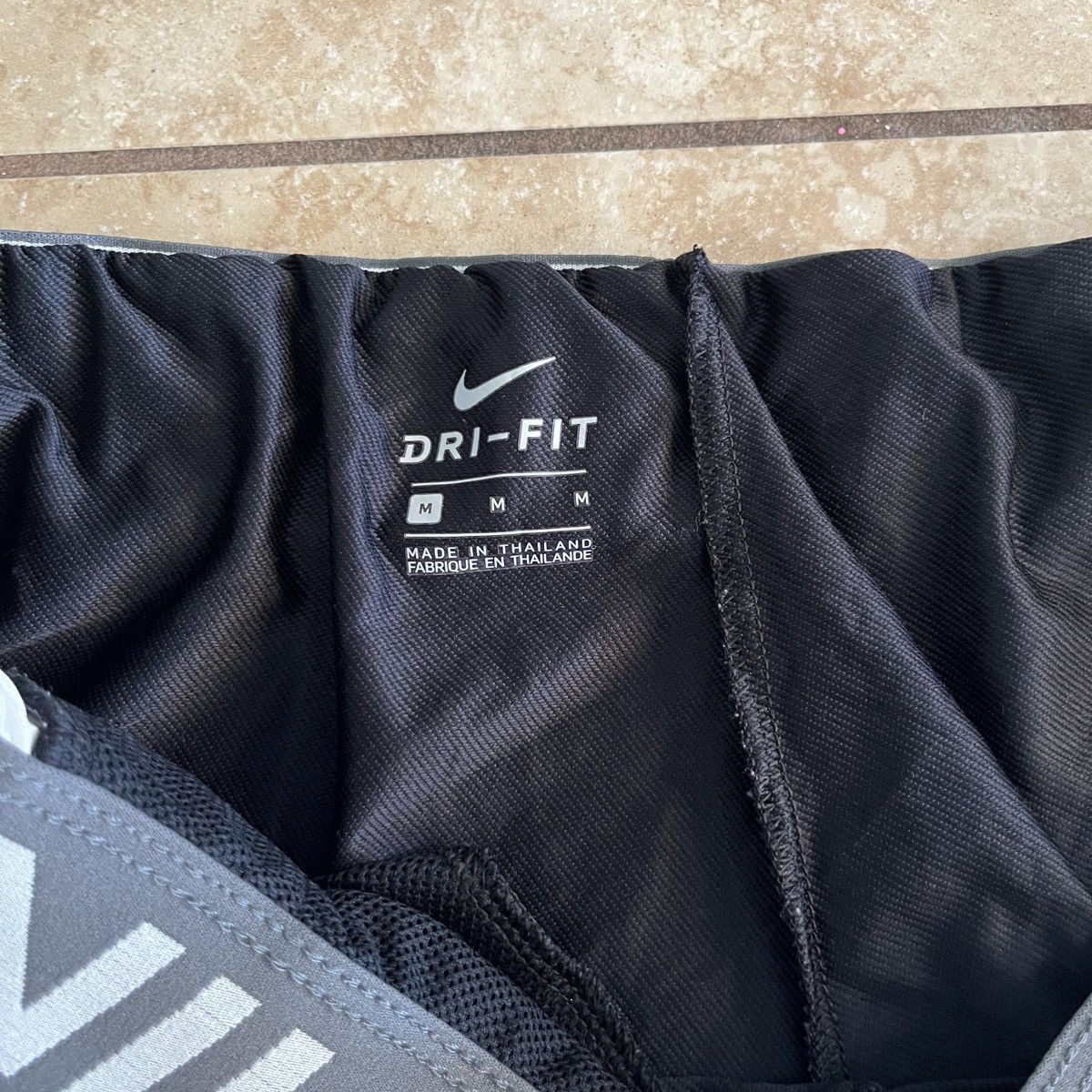 Nike × Vintage Nike Foldover Short Shorts Size 32" / US 10 / IT 46 - 4 Thumbnail
