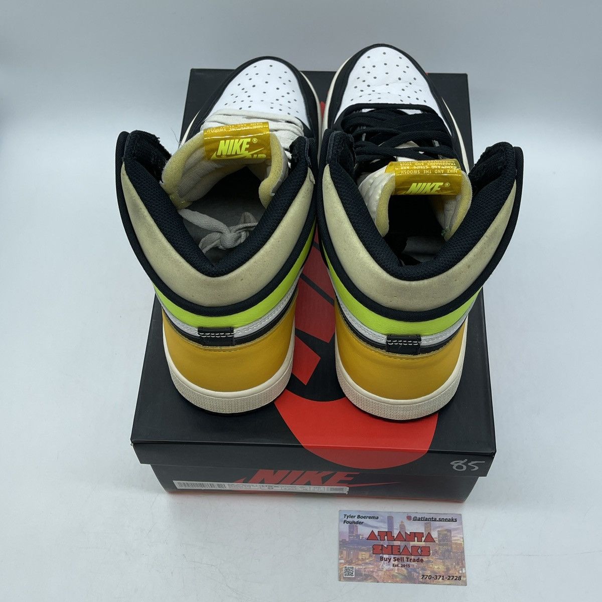 Jordan Brand Air Jordan 1 high volt gold Size US 9 / EU 42 - 6 Thumbnail