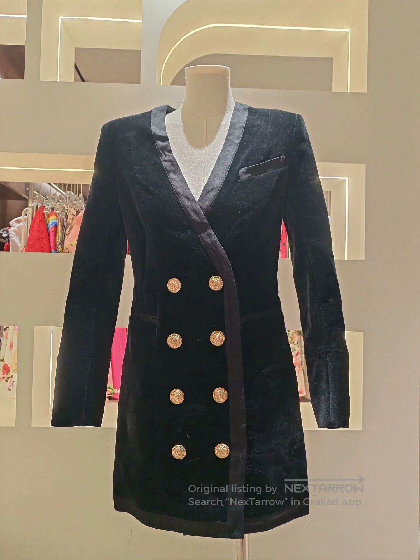 Balmain BALMAIN Black Velvet Double-Breasted Blazer Dress. Size M / US 6-8 / IT 42-44 - 1 Thumbnail