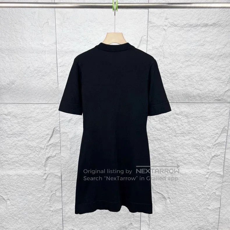 Louis Vuitton LV Black Short Sleeve Zip Dress. Size US 34 / EU 50 - 2 Thumbnail