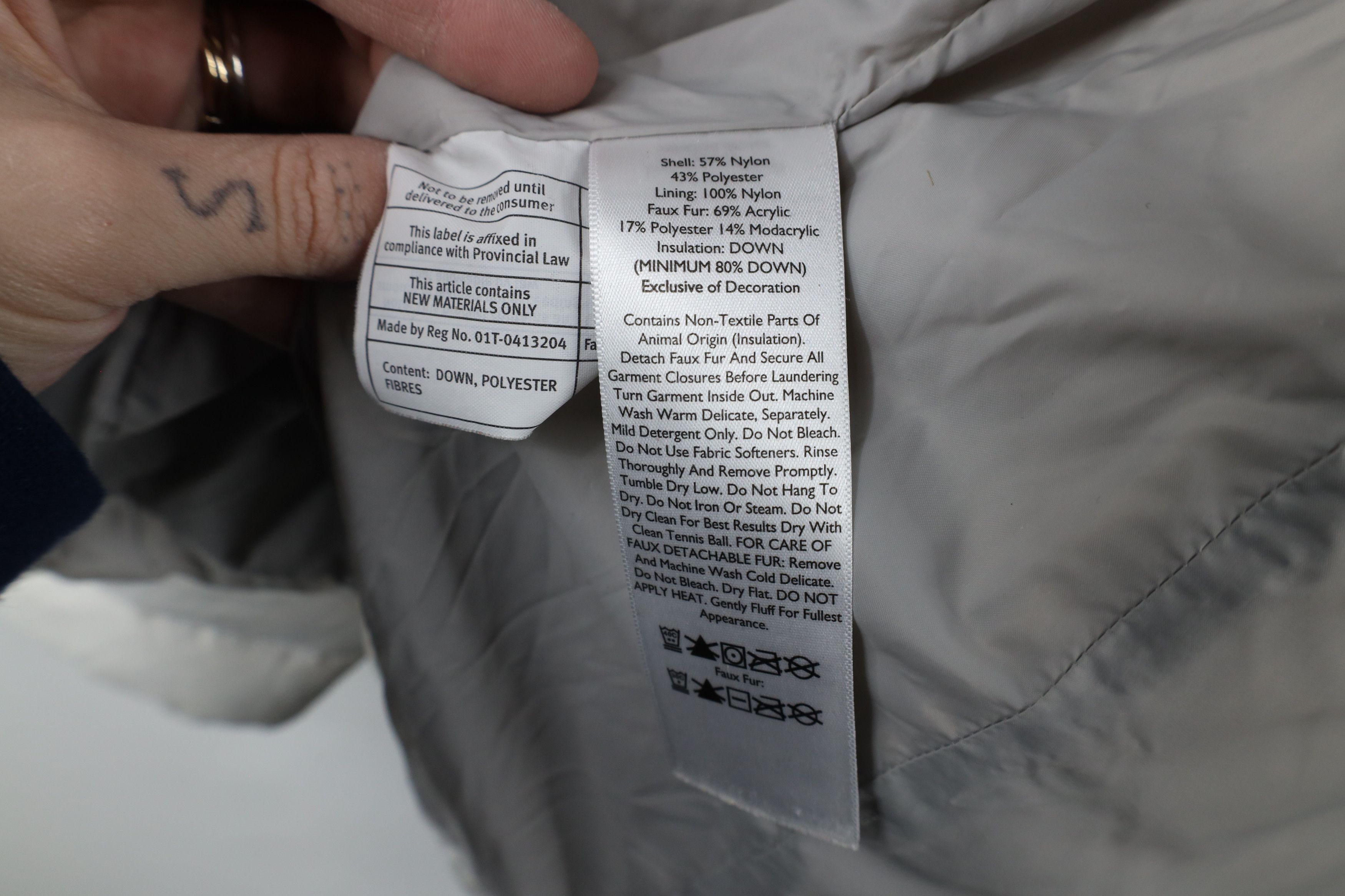 Eddie Bauer × Vintage Eddie Bauer Distressed Goose Down Hooded Puffer Jacket White Size L / US 10 / IT 46 - 11 Thumbnail