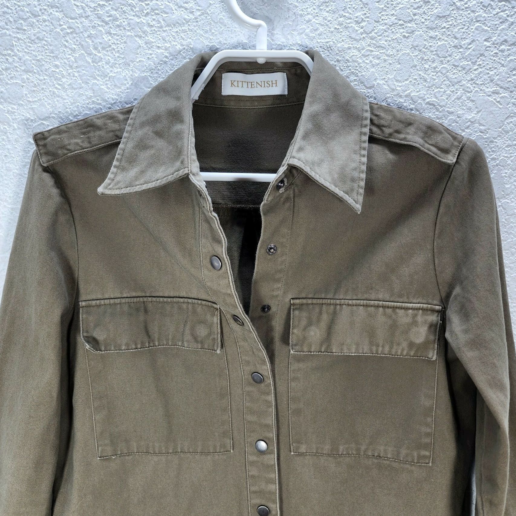 Olive VINTAGE Kittenish Olive Green Snap Buttons Cotton Front Pockets Utility Shirt XS Women Adults Womens Shirts Size XS / US 0-2 / IT 36-38 - 3 Thumbnail
