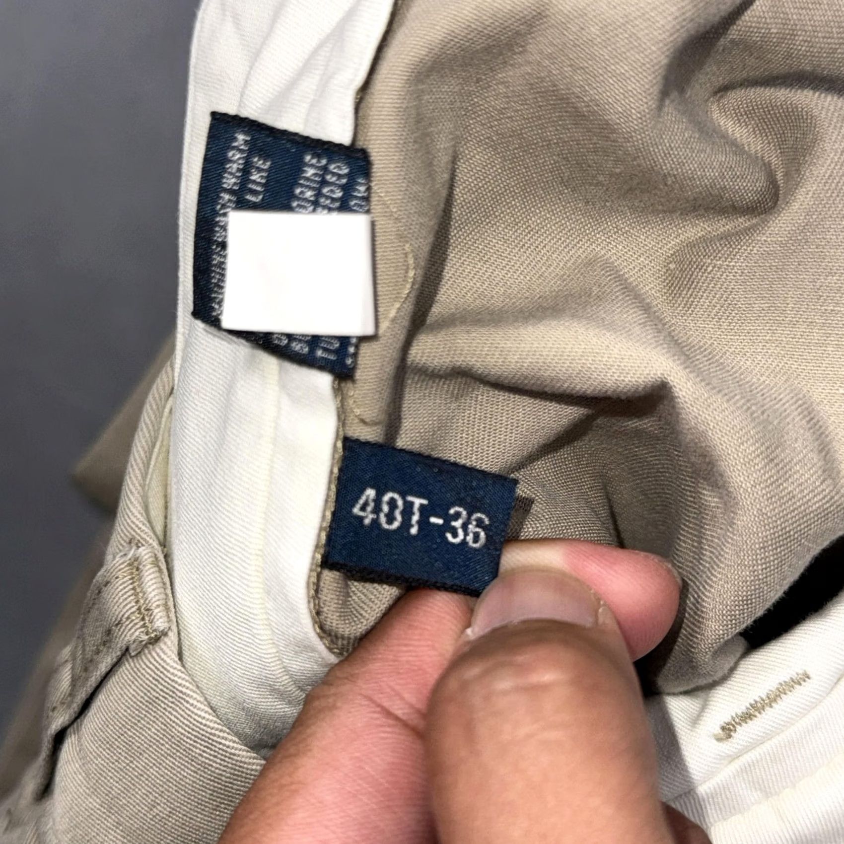 Polo Ralph Lauren Polo Ralph Lauren Andrew Pants Mens 40x36 Beige Pleated Cargo Chino Classic Fit Size US L / EU 52-54 / 3 - 3 Thumbnail