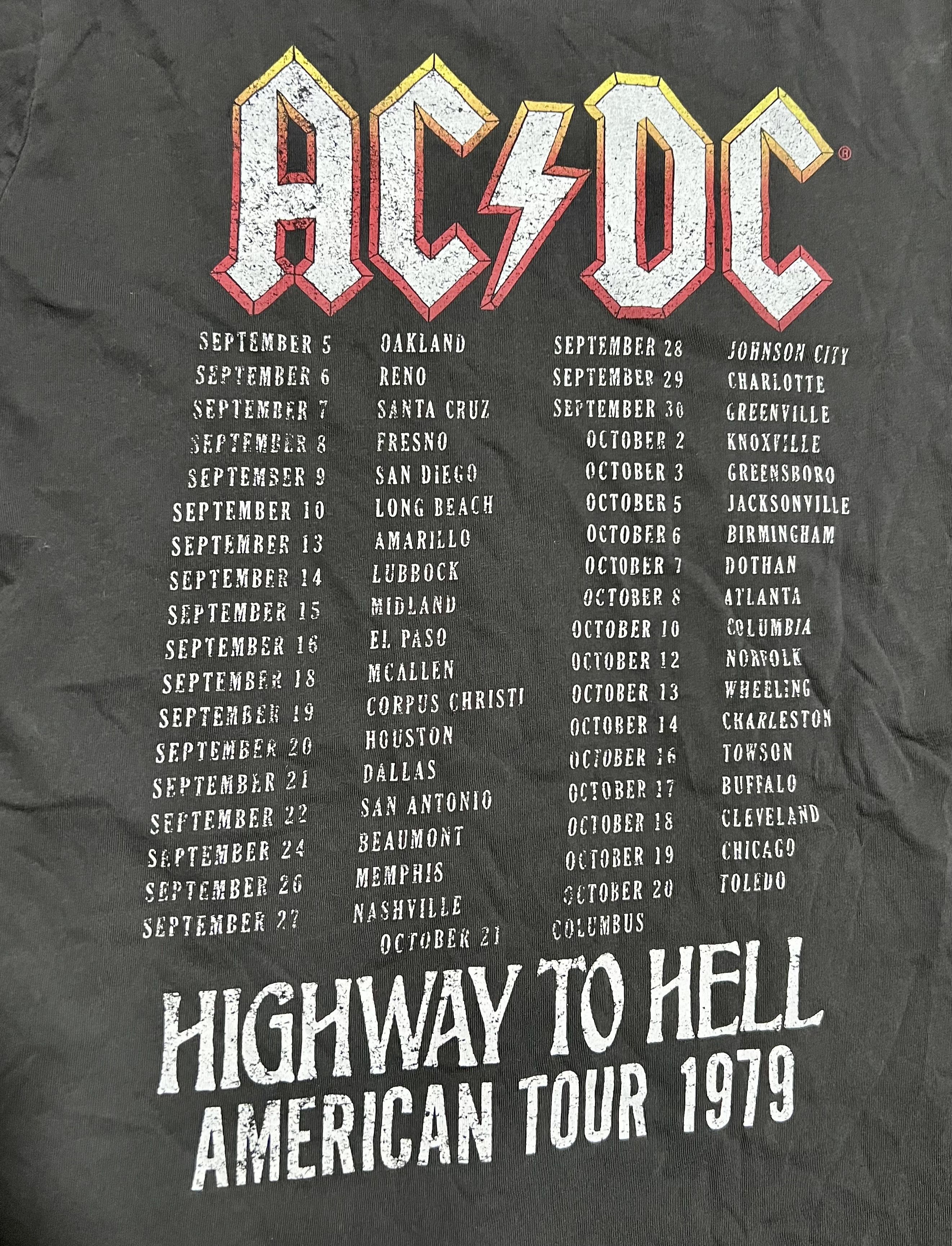 Elizabeth and James AC/DC Elizabeth & James Highway To Hell Graphic T-Shirt Size US M / EU 48-50 / 2 - 5 Thumbnail