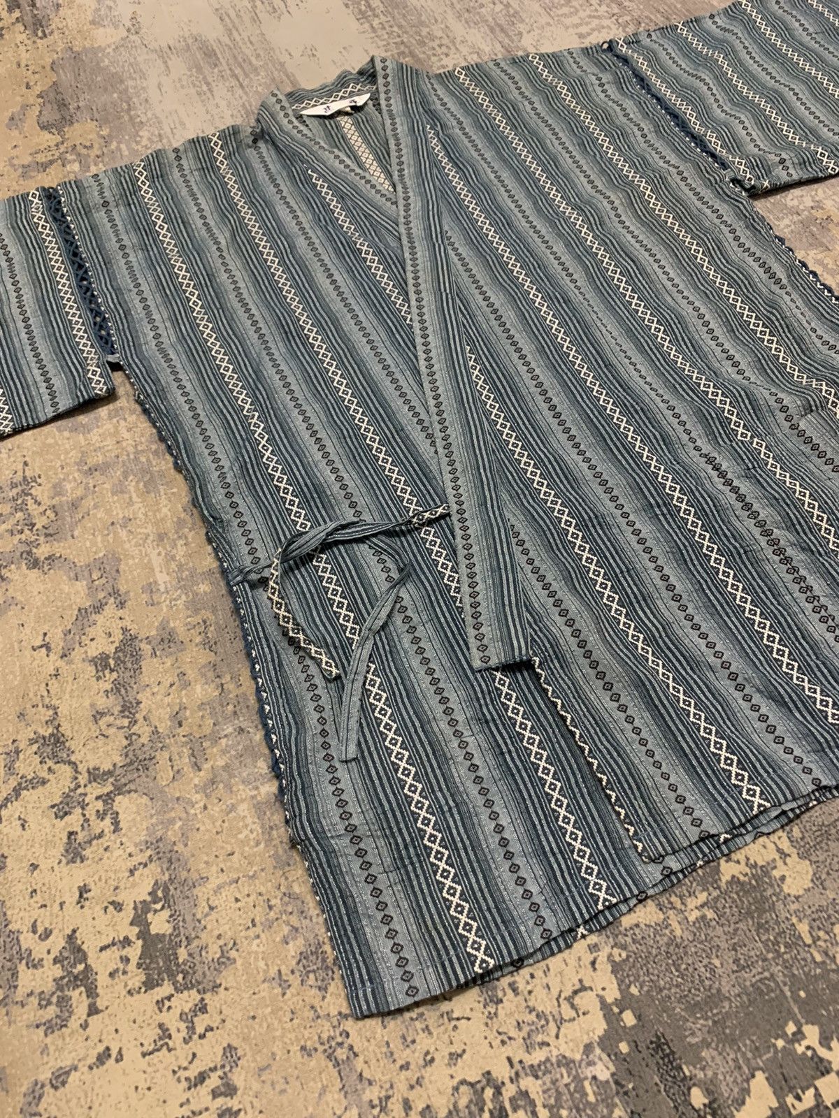 Vintage Japanese Kimono Vertical Stripe Design