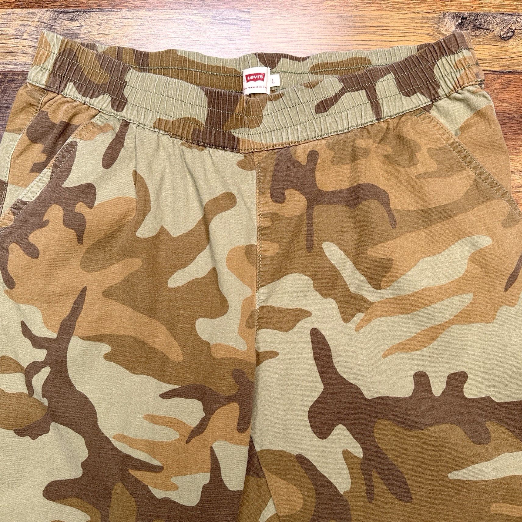 Levi's Levis Jogger Pants Womens Large Green Camo Ankle Zip Stretch Size 36" / US 14 / IT 50 - 3 Thumbnail