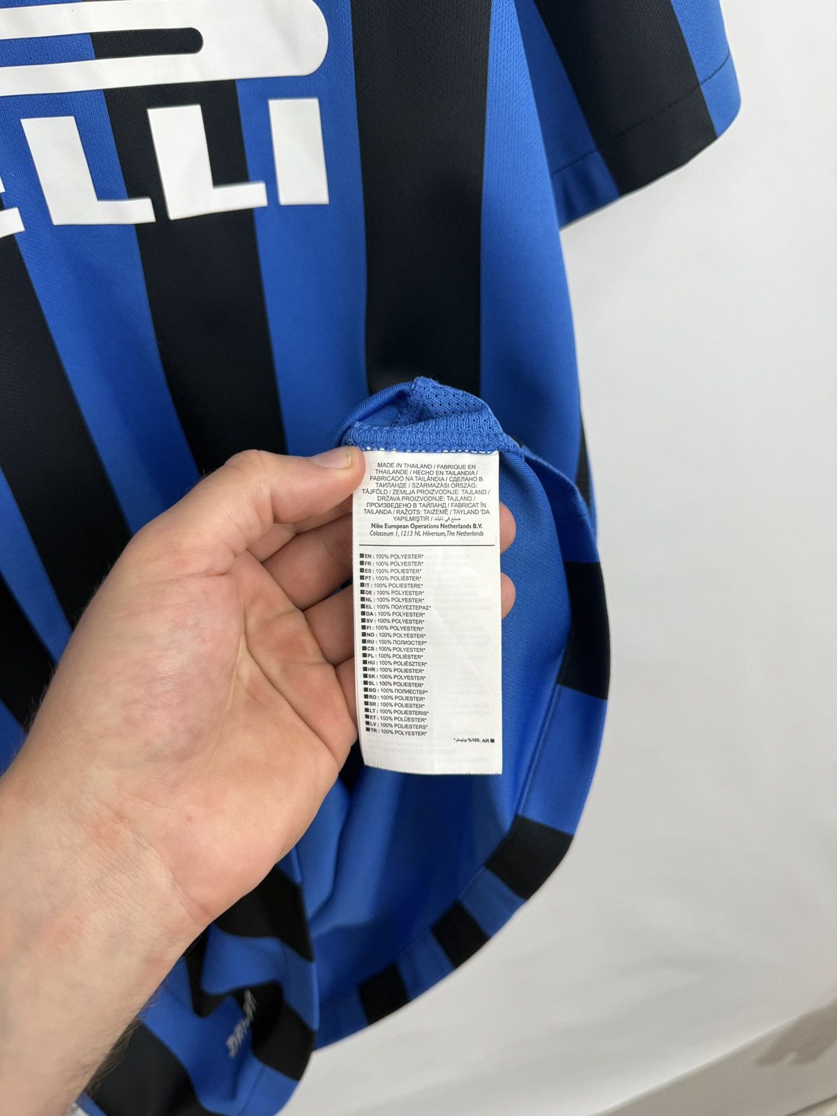 Nike 🇮🇹 2016 Nike Inter Milan Soccer Jersey Home Shirt Soccer Size US L / EU 52-54 / 3 - 8 Thumbnail