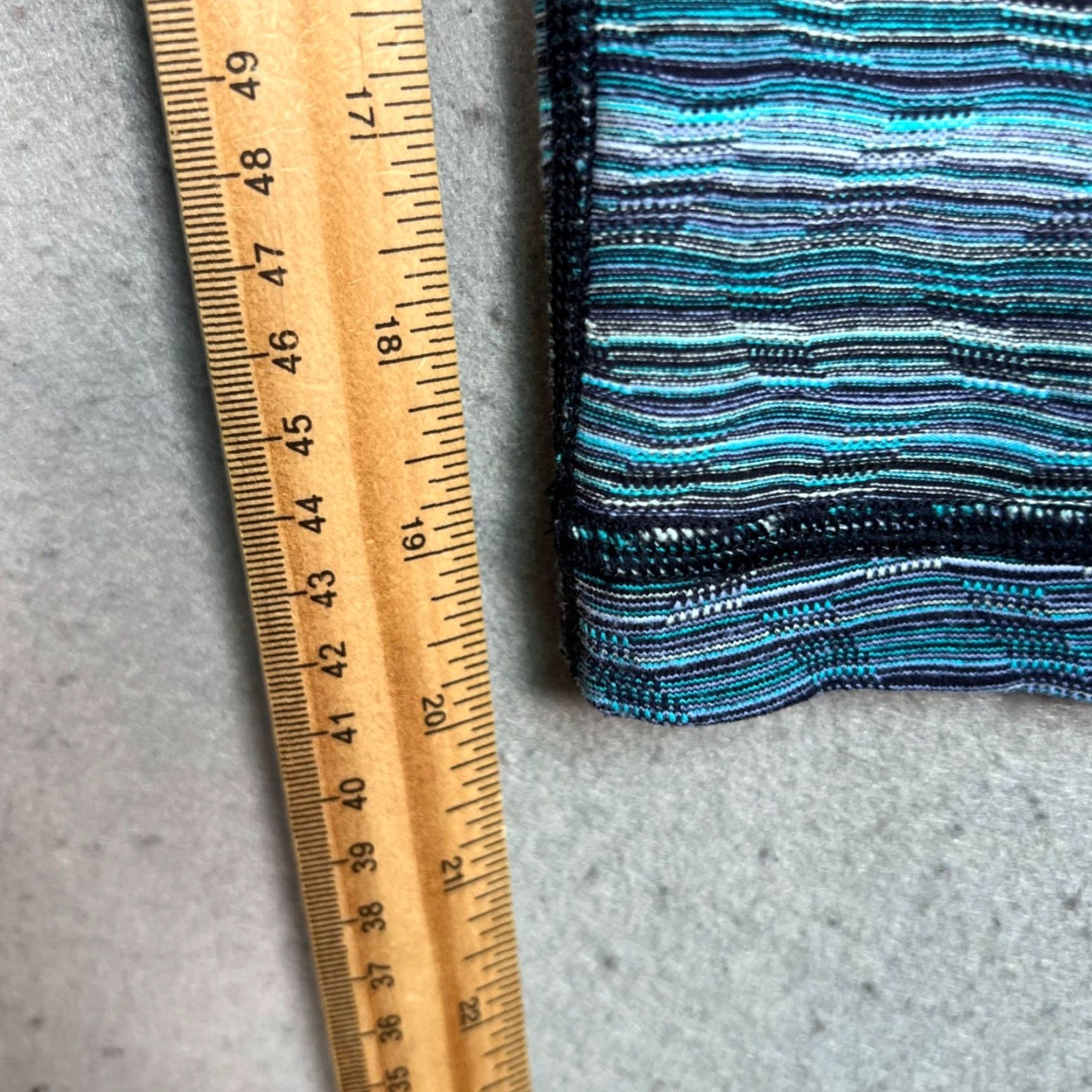 Lululemon Lululemon High-Rise 3/4 Length Leggings Size 4 Blue Stripe Pattern Yoga Pants Size 27" / US 4 / IT 40 - 7 Thumbnail