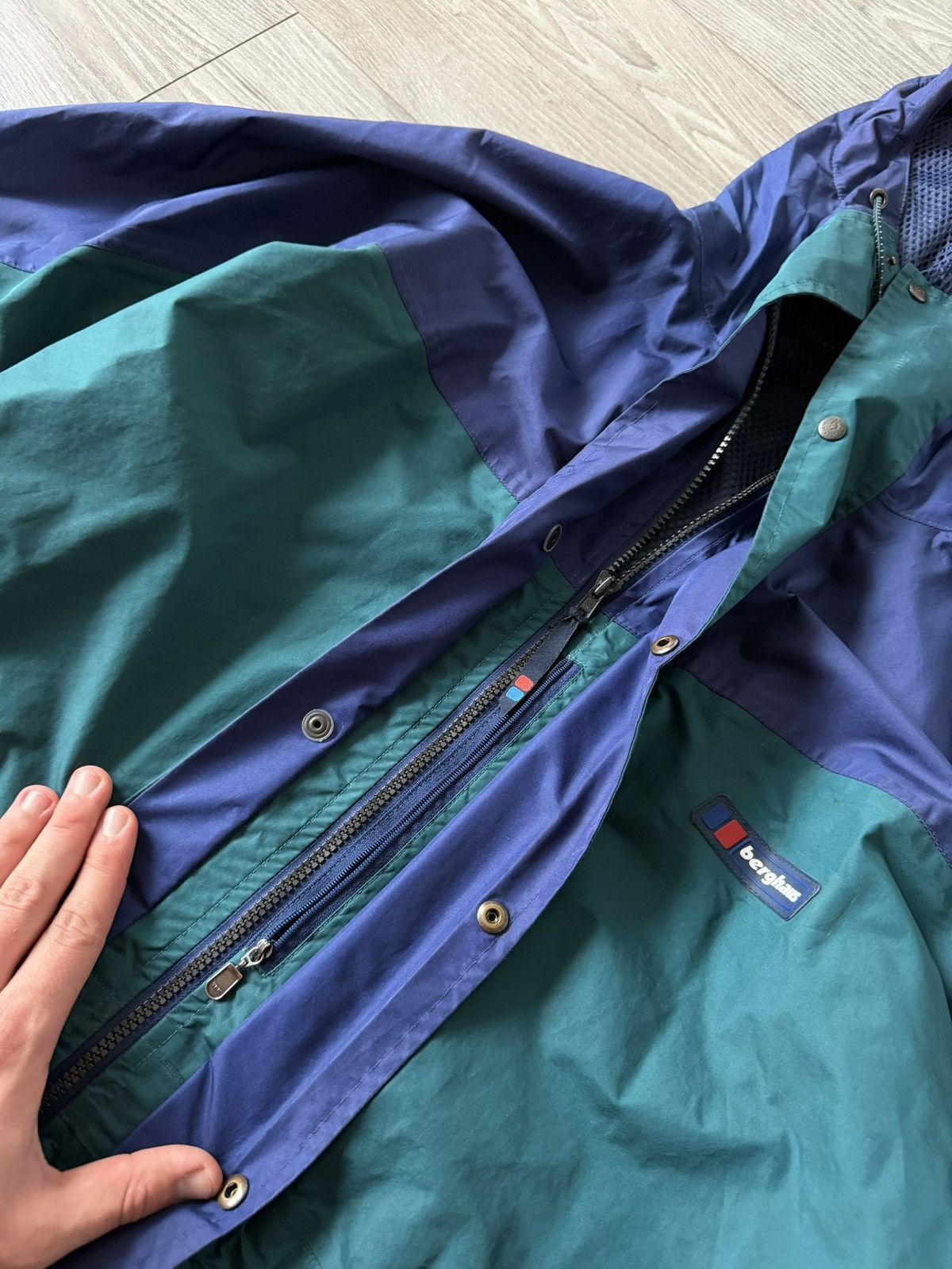 Berghaus Vintage Berghaus 00s Waterproof Regular Gorpcore Jacket Size US XL / EU 56 / 4 - 18 Thumbnail