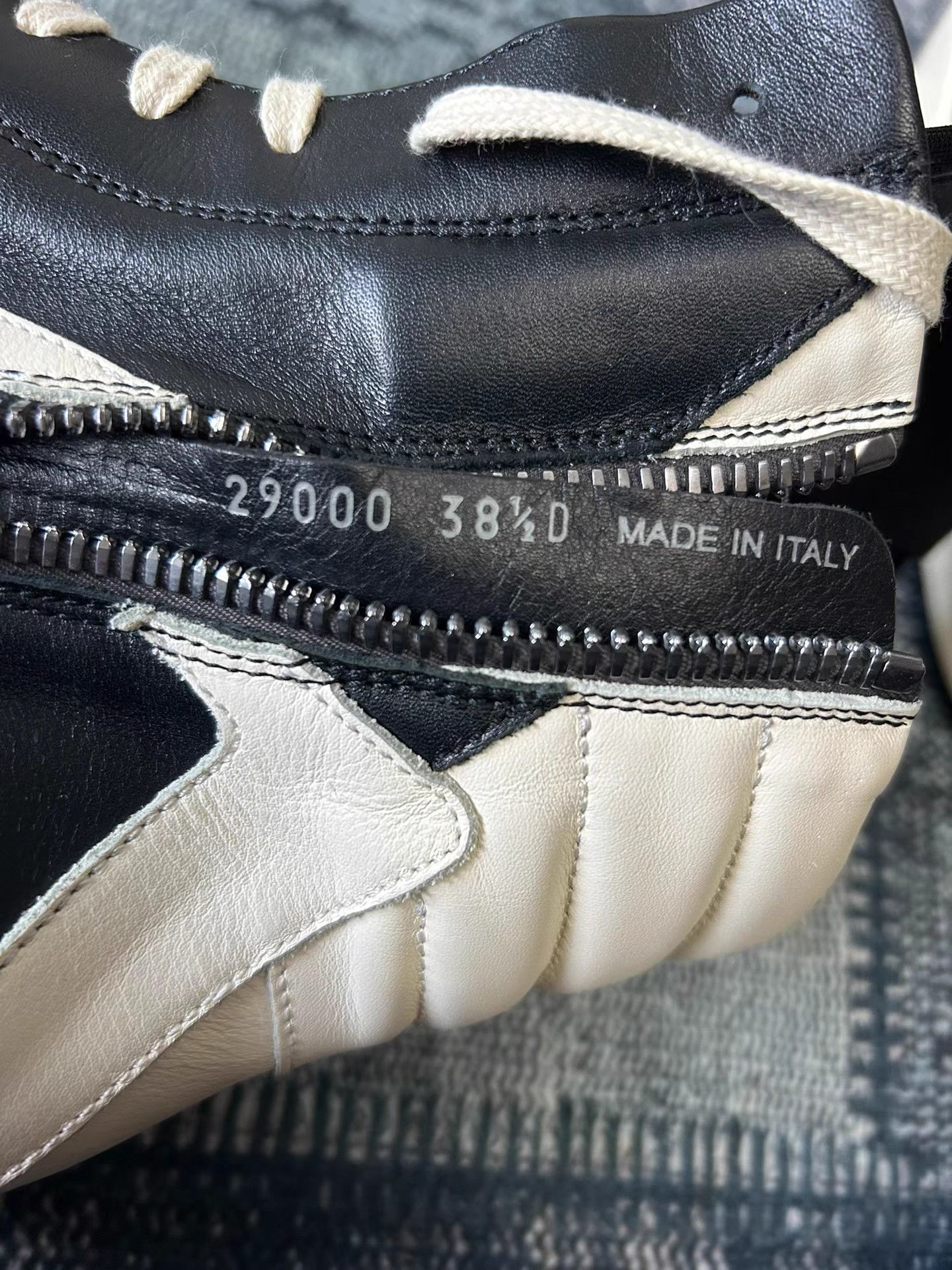 Rick Owens Rick Owens Mainline Reverse Triangle Sneakers Size US 8.5 / IT 38.5 - 7 Thumbnail