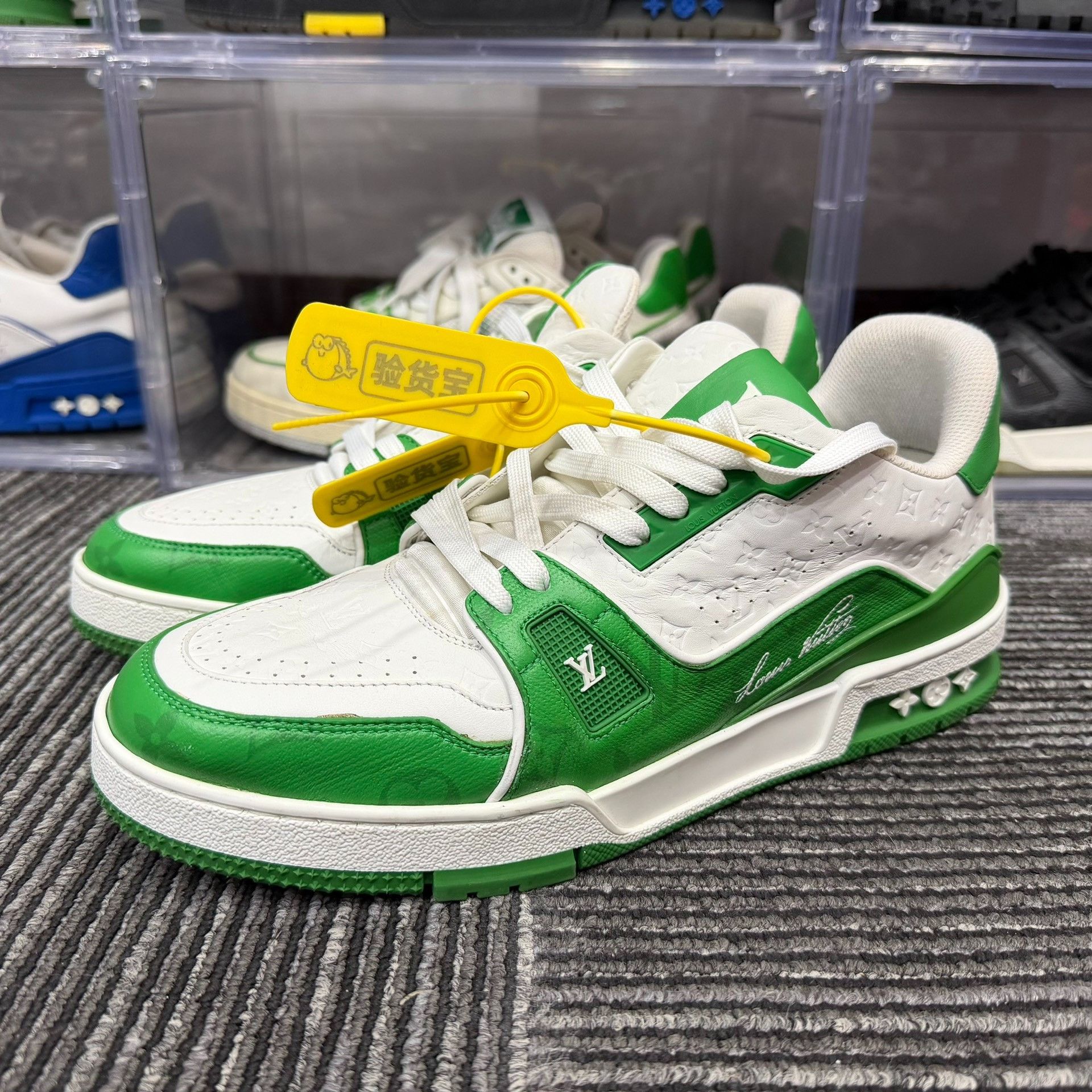 Louis Vuitton Louis Vuitton Training Green Lowtop Sneakers 8 Men Size US 8 / EU 41 - 1 Thumbnail