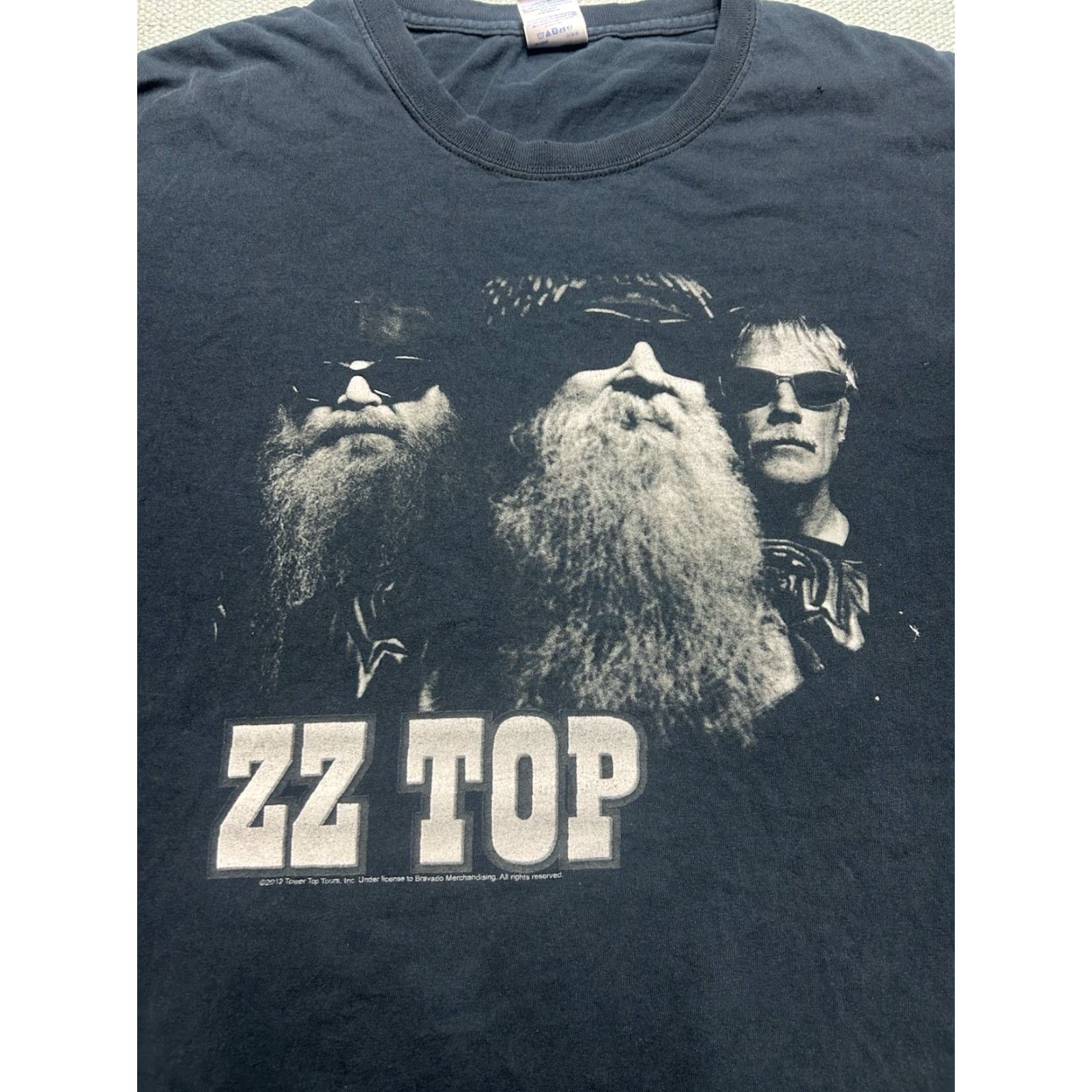 Vintage VINTAGE ZZ Top graphic t shirt 2013 tour faded black worn distressed concert band 3XL Size US XXL / EU 58 / 5 - 2 Thumbnail