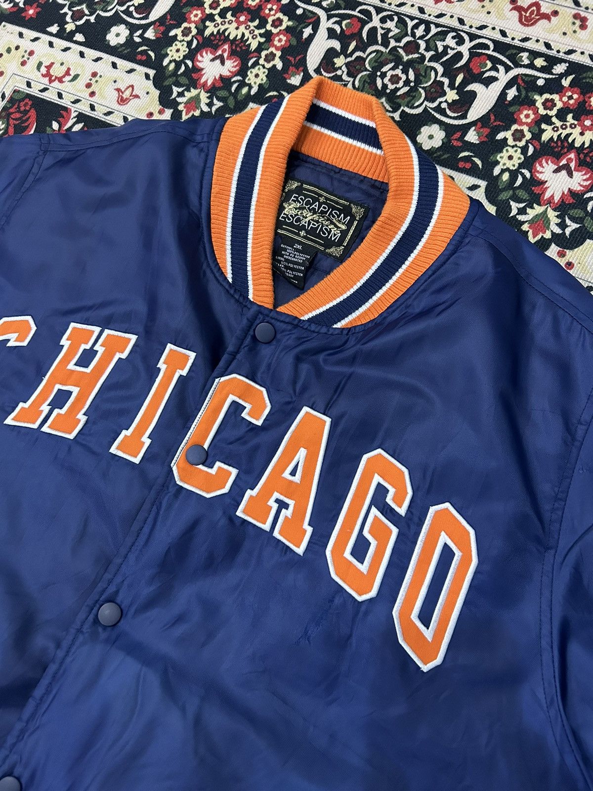 Japanese Brand × NFL Vintage NFL Chicago Escapism Satin Bomber Jacket Size XXL Size US XXL / EU 58 / 5 - 12 Thumbnail