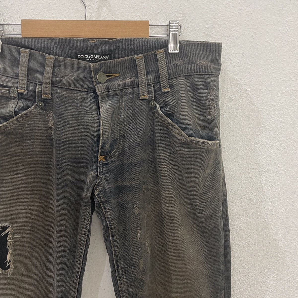Dolce & Gabbana Vintage Dolce & Gabbana Distressed Denim Size 34" / US 12 / IT 48 - 2 Thumbnail