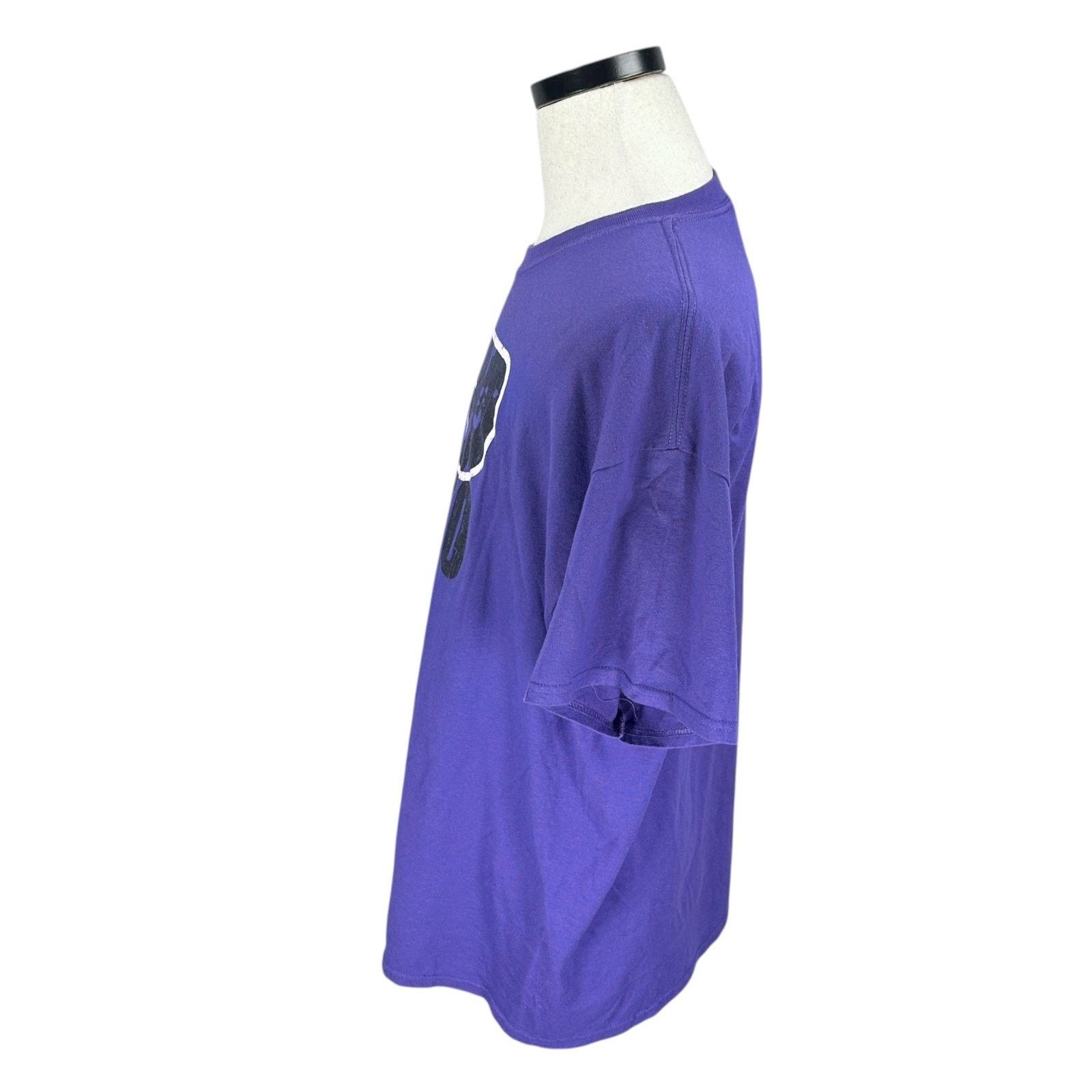 Gildan Vintage Macho Man Randy Savage T-Shirt Men’s XL Purple Size US XL / EU 56 / 4 - 4 Thumbnail
