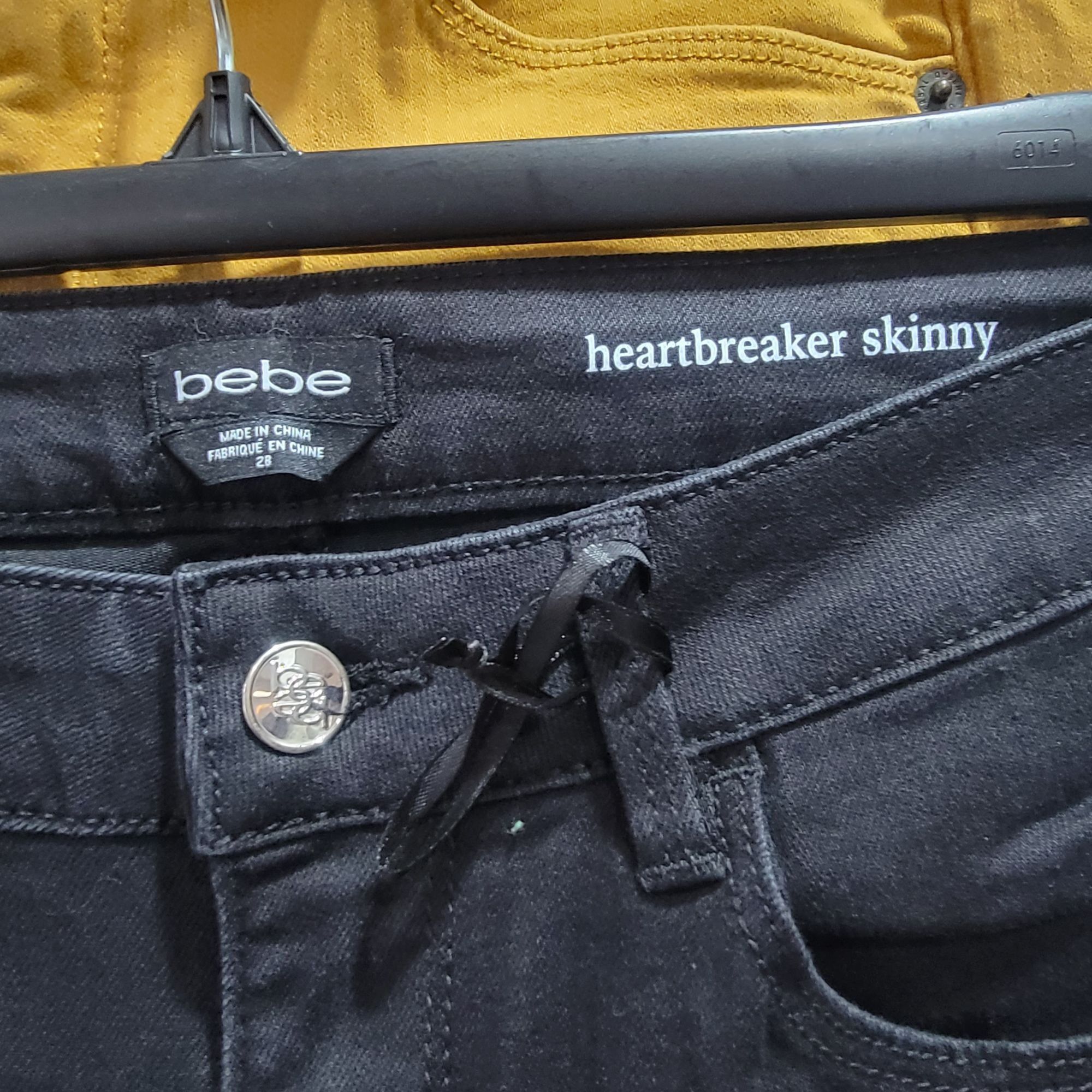 Bebe 🤩Women's skinny Jeans Bebe Sz 28 heartbreaker Black Denim P Size 30" / US 8 / IT 44 - 7 Thumbnail