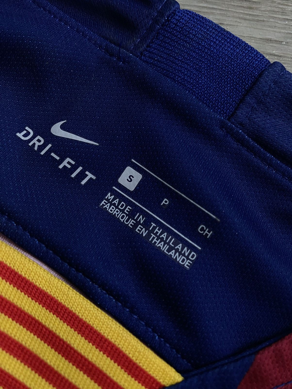 Nike 🫧Barcelona 19/20s Home Shirt Jersey Nike #10 Messi Size US S / EU 44-46 / 1 - 8 Thumbnail