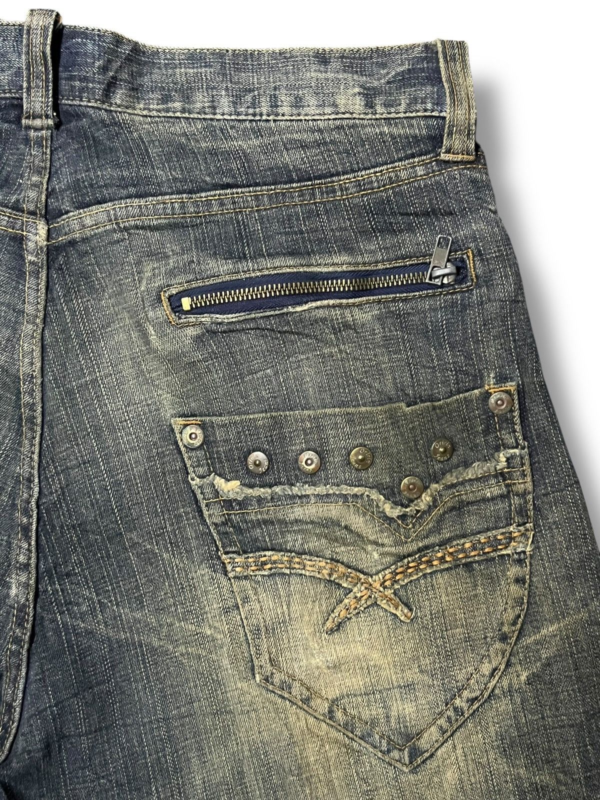 Japanese Brand Vintage Japanese Oririn Villand - Mud Wash Whiskering Jeans Size US 35 - 11 Thumbnail