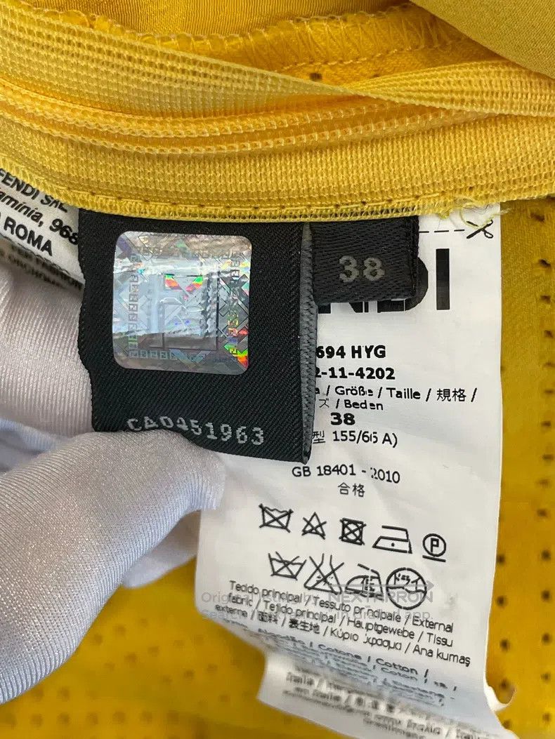Fendi Fendi Yellow casual shorts Size 25" / US 0 / IT 36 - 6 Thumbnail