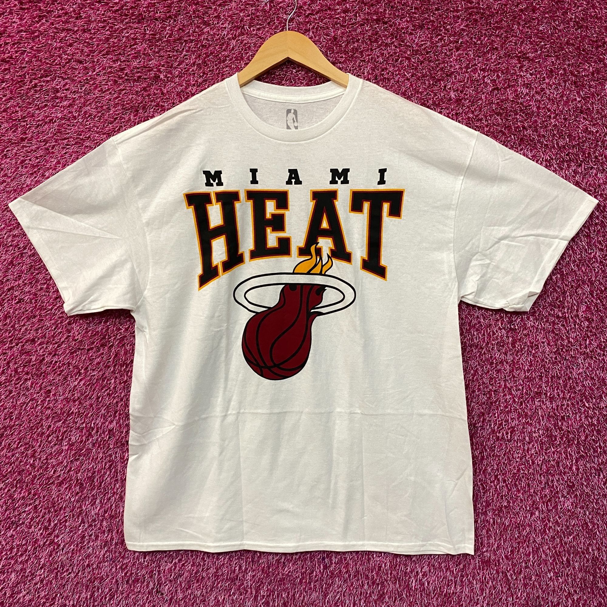 Miami Heat NBA Basketball Flaming Ball Logo T-shirt Size 0